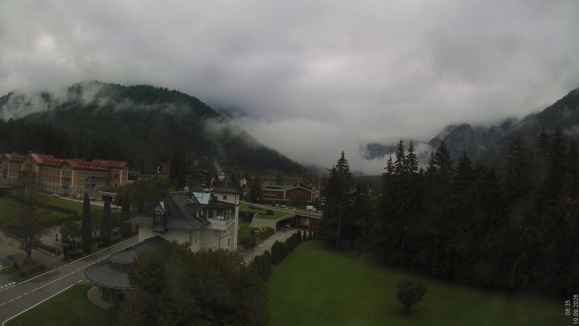 Archived image Webcam Apparthotel Germania - Höhlenstein Valley