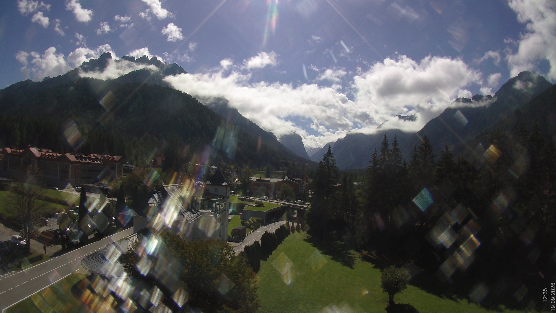 Archived image Webcam Apparthotel Germania - Höhlenstein Valley