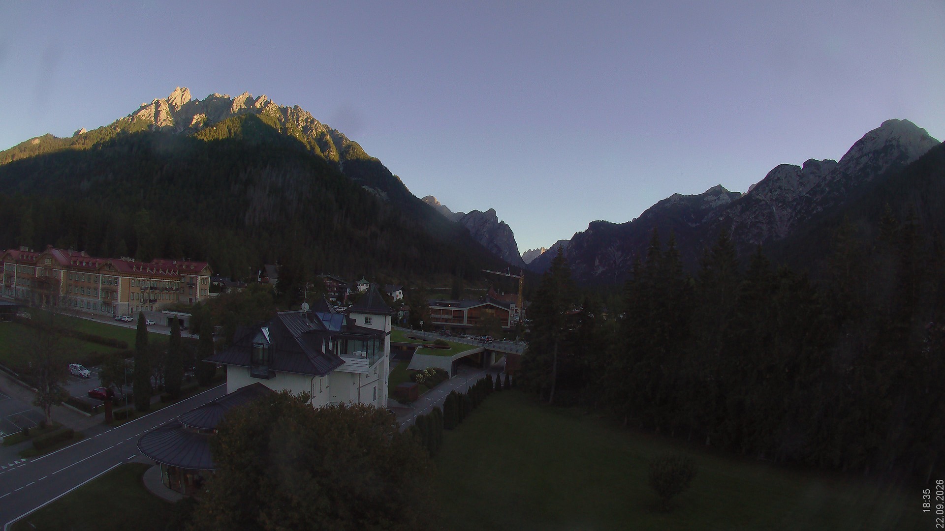 Archiv Foto Webcam Apparthotel Germania – Blick auf das Höhlensteintal