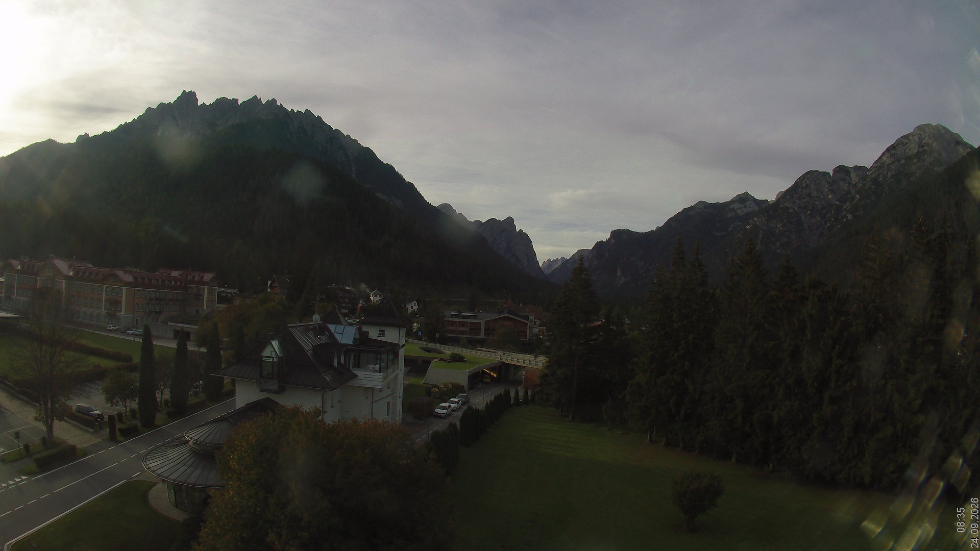 Archiv Foto Webcam Apparthotel Germania – Blick auf das Höhlensteintal