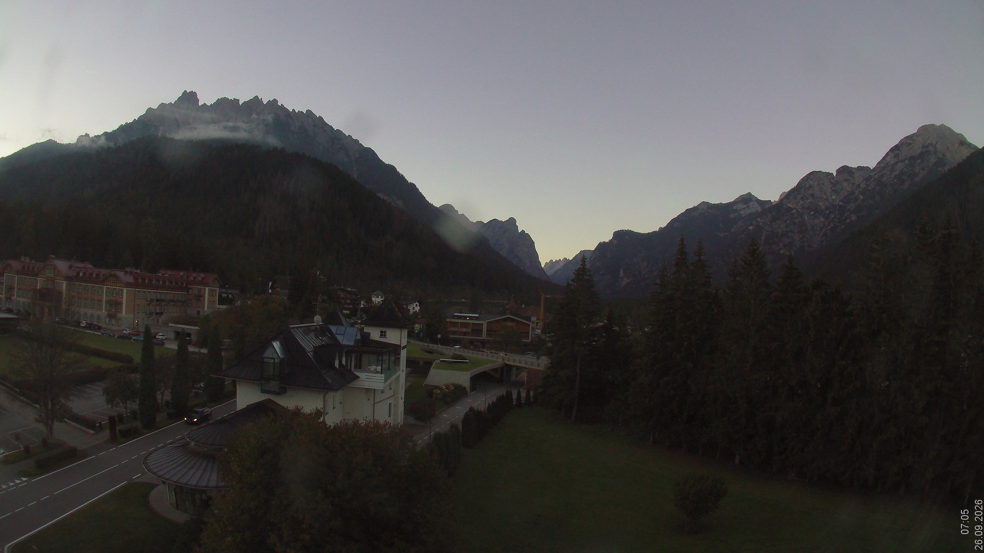 Archiv Foto Webcam Apparthotel Germania – Blick auf das Höhlensteintal