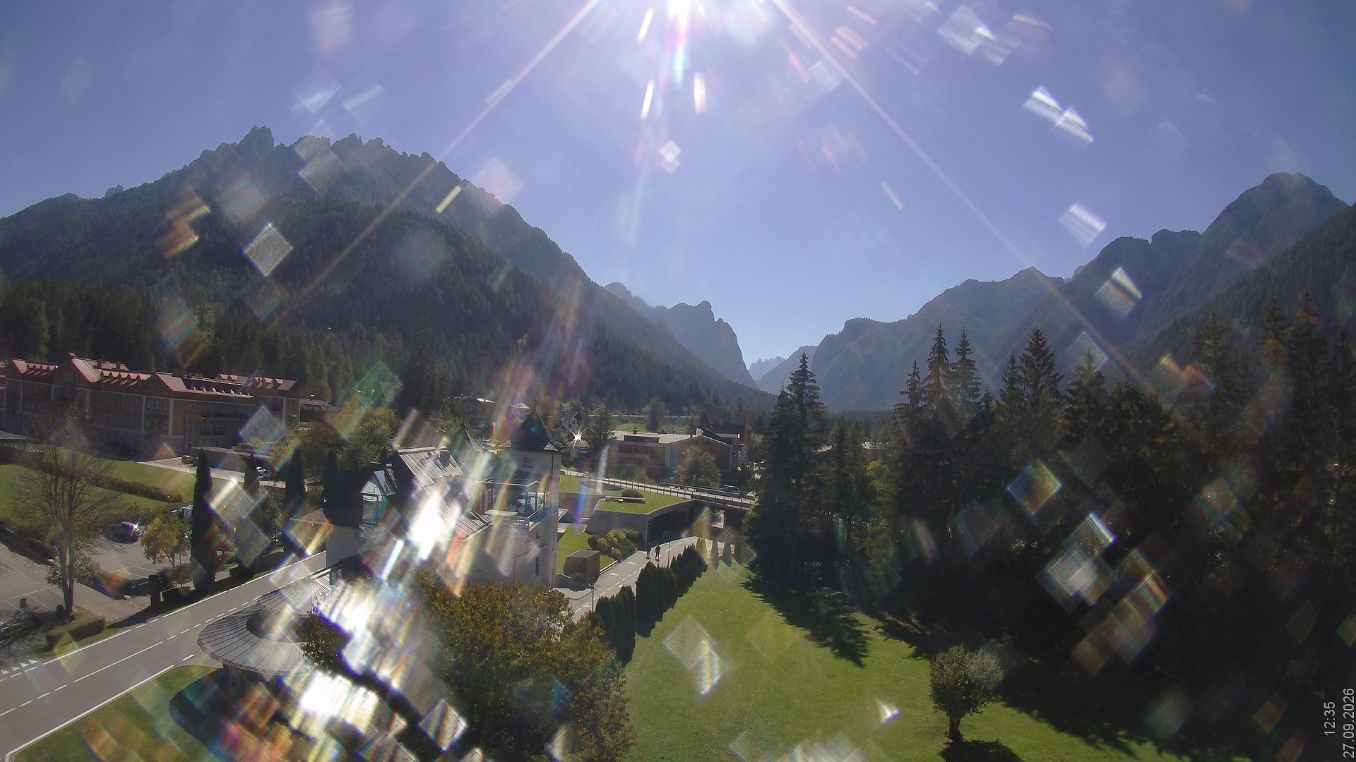Archiv Foto Webcam Apparthotel Germania – Blick auf das Höhlensteintal