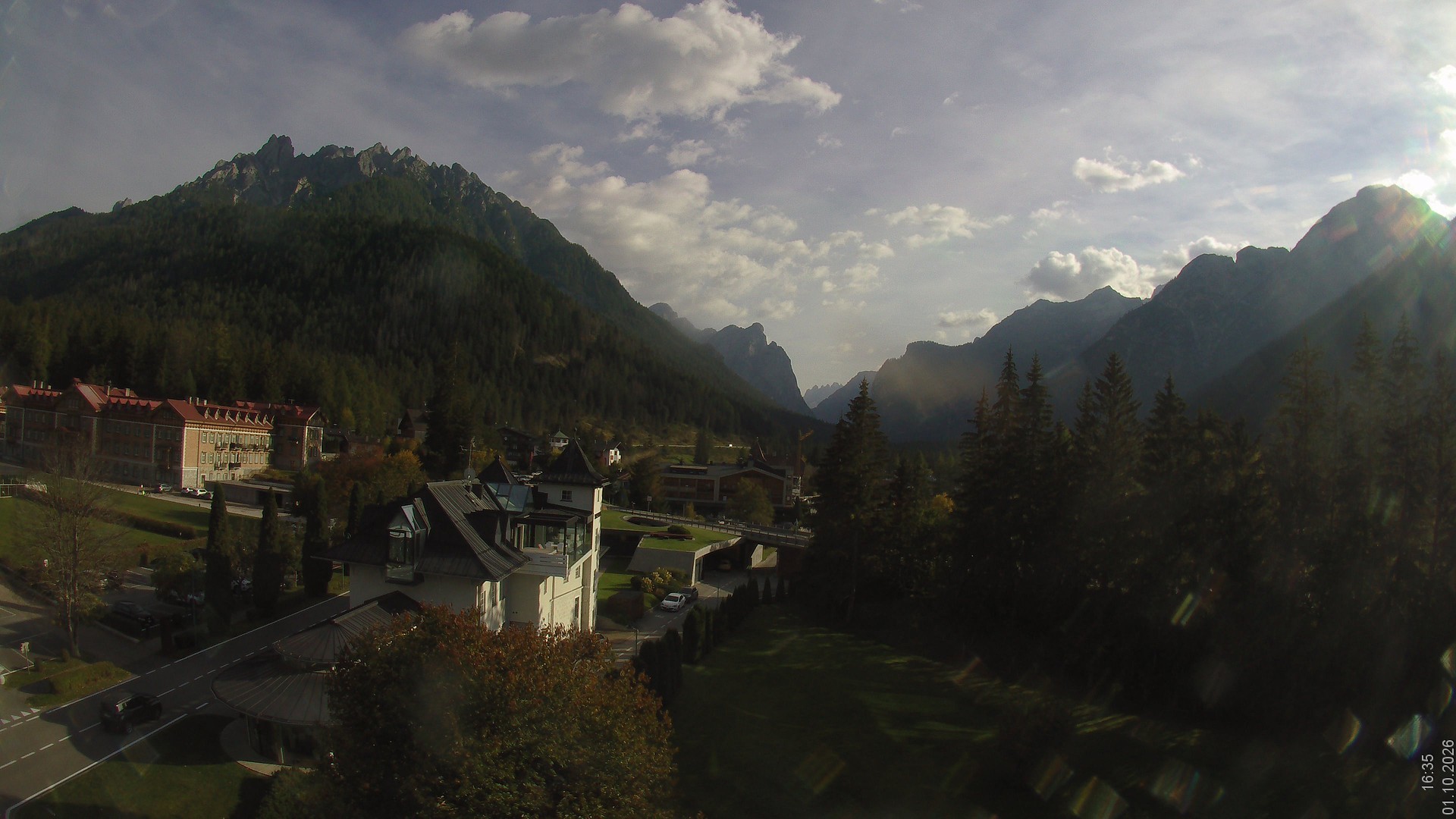 Archiv Foto Webcam Apparthotel Germania – Blick auf das Höhlensteintal
