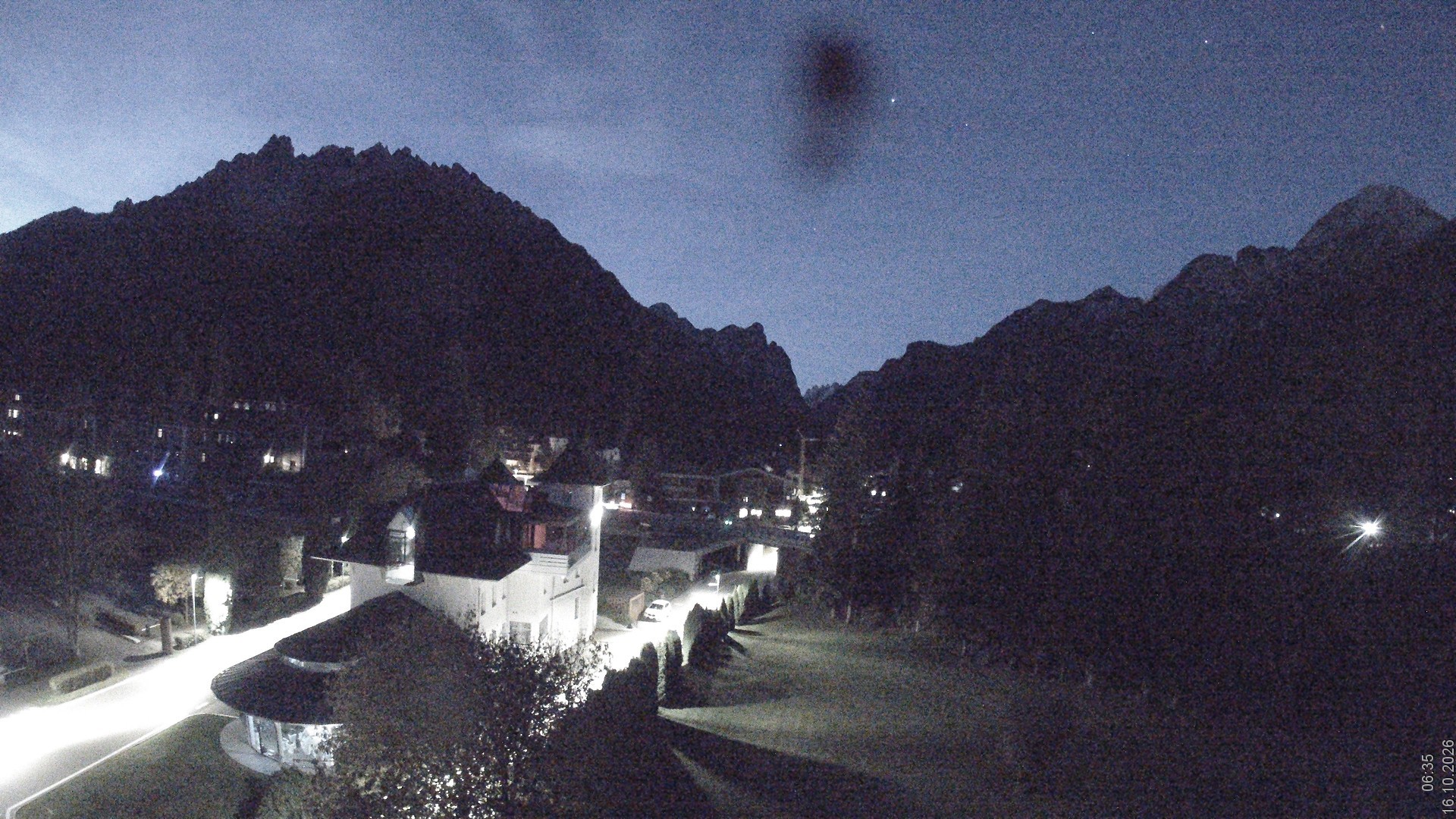 Archived image Webcam Apparthotel Germania - Höhlenstein Valley