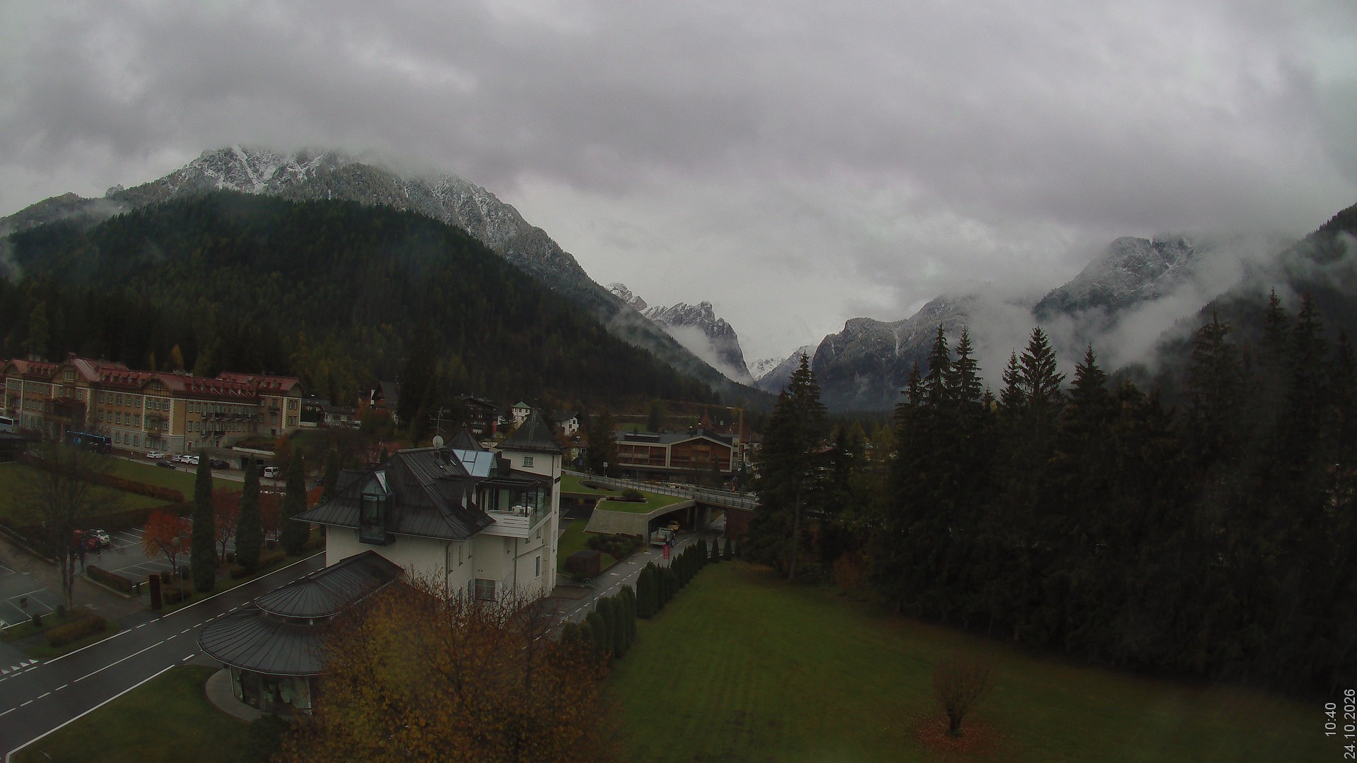 Archiv Foto Webcam Apparthotel Germania – Blick auf das Höhlensteintal