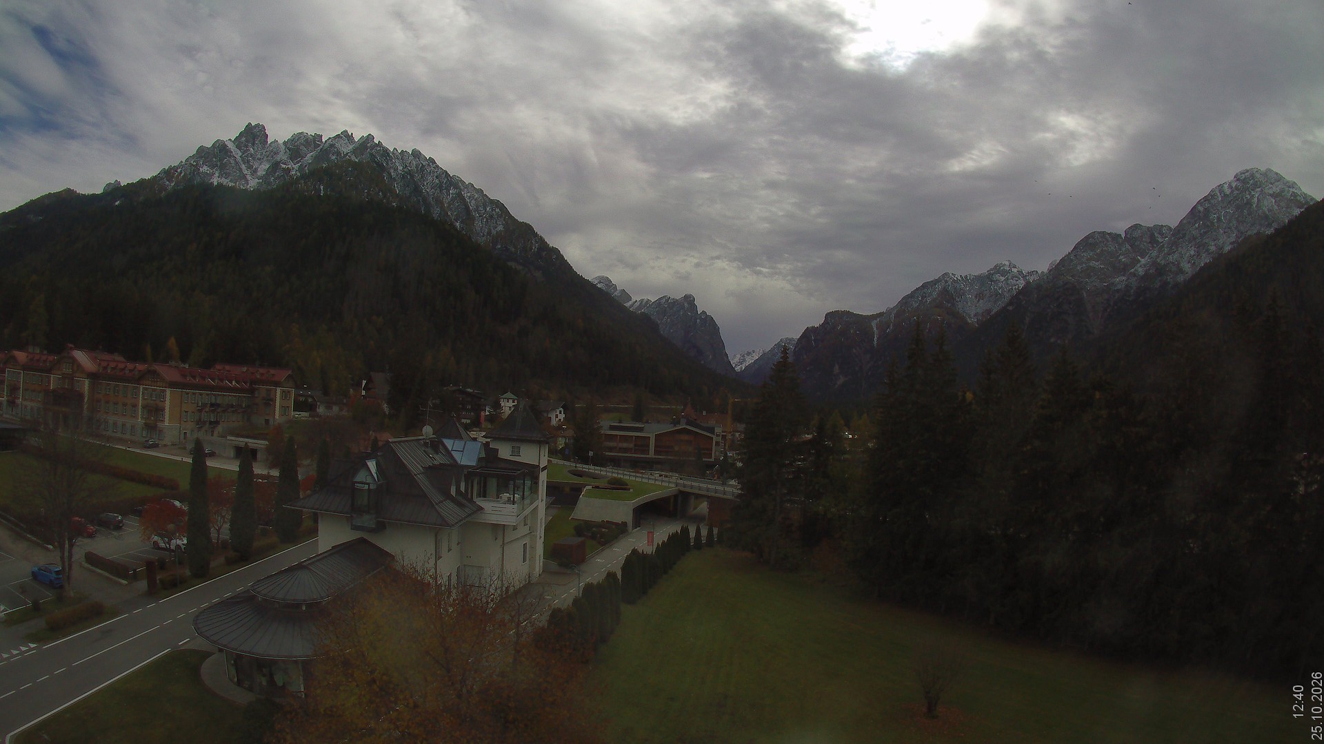 Archiv Foto Webcam Apparthotel Germania – Blick auf das Höhlensteintal