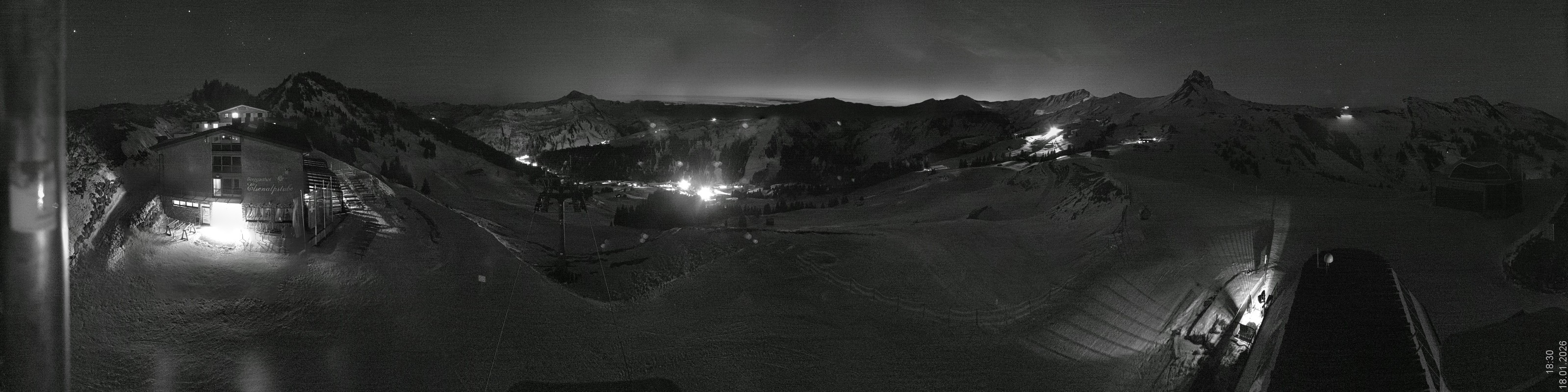 Archiv Foto Panorama Webcam Damüls an der Elsenalpstube