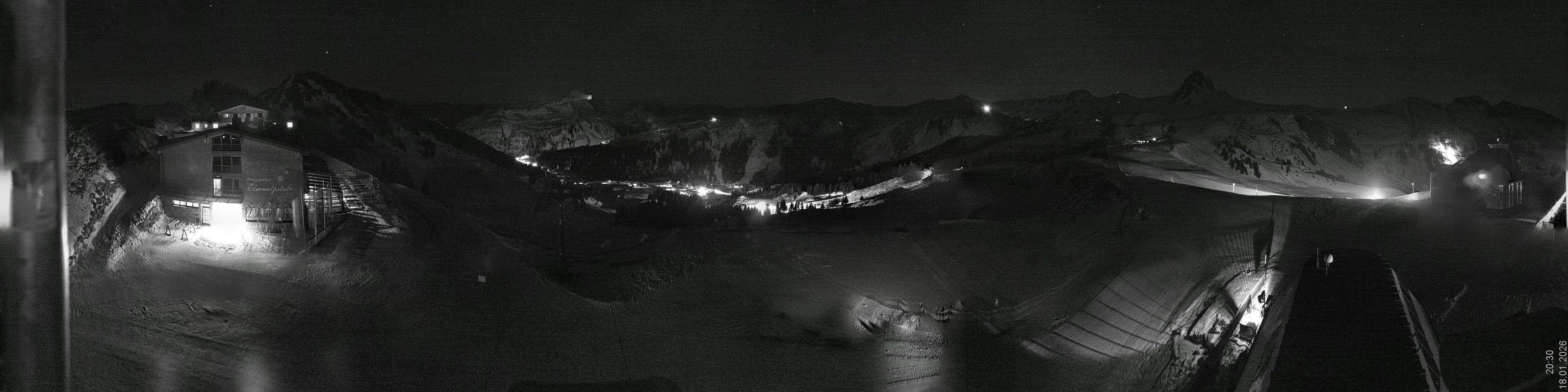 Archiv Foto Panorama Webcam Damüls an der Elsenalpstube