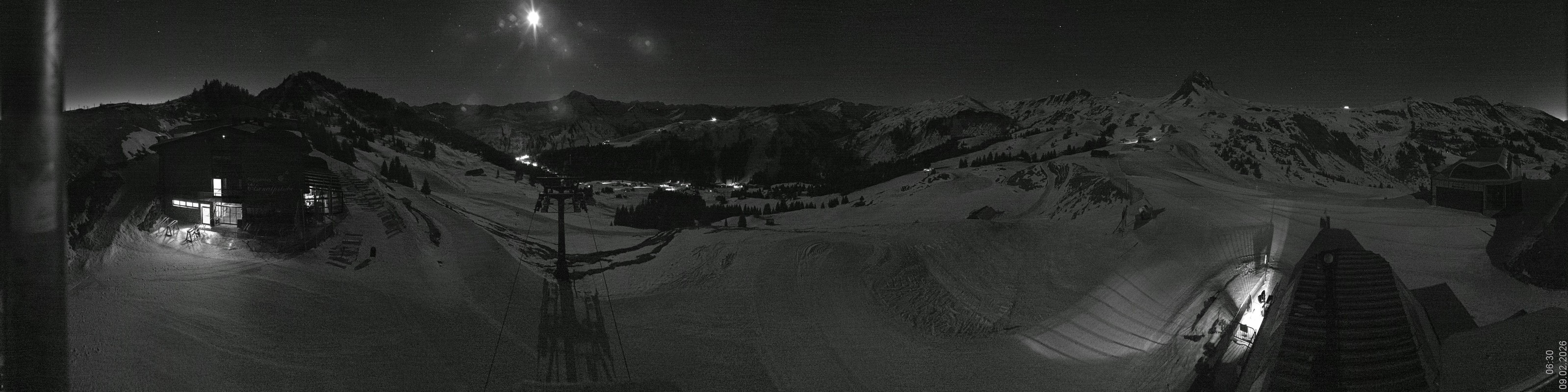 Archiv Foto Panorama Webcam Damüls an der Elsenalpstube