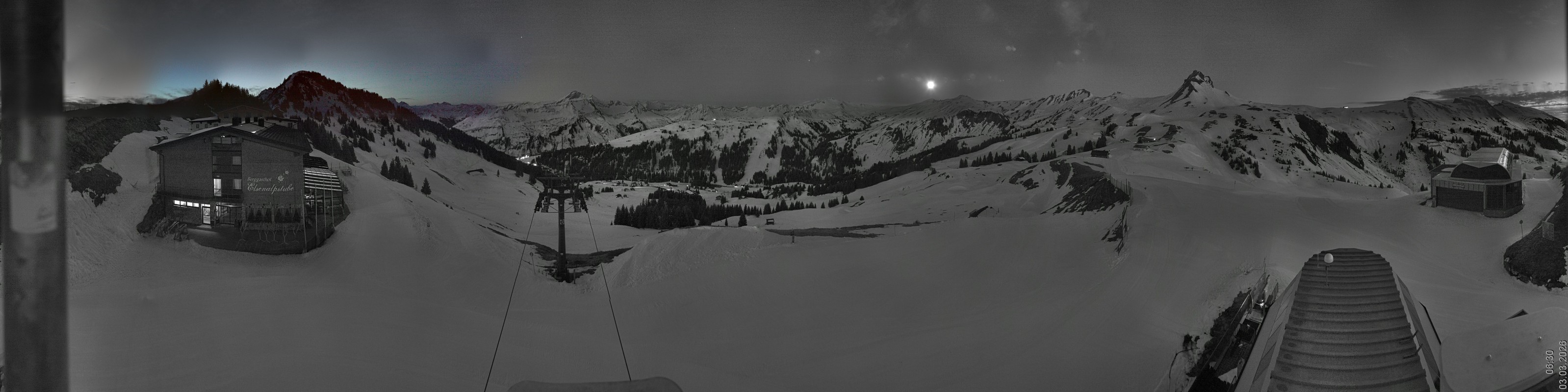 Archiv Foto Panorama Webcam Damüls an der Elsenalpstube