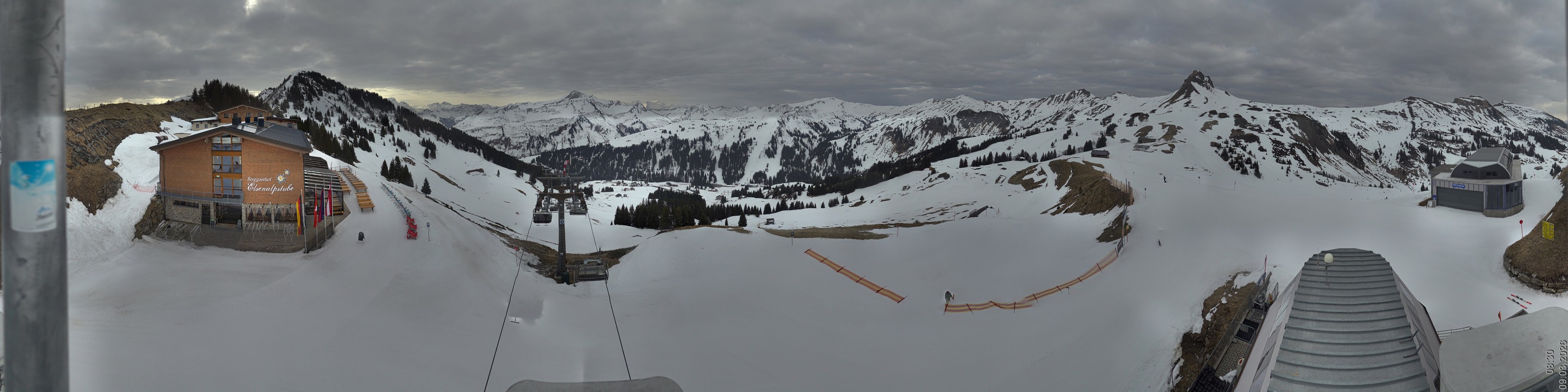 Archiv Foto Panorama Webcam Damüls an der Elsenalpstube