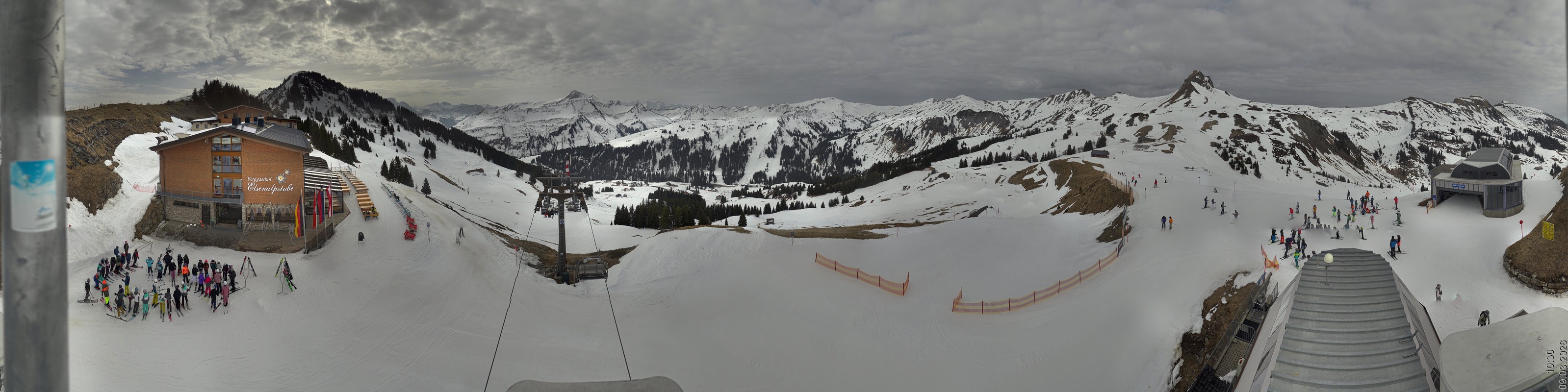 Archiv Foto Panorama Webcam Damüls an der Elsenalpstube