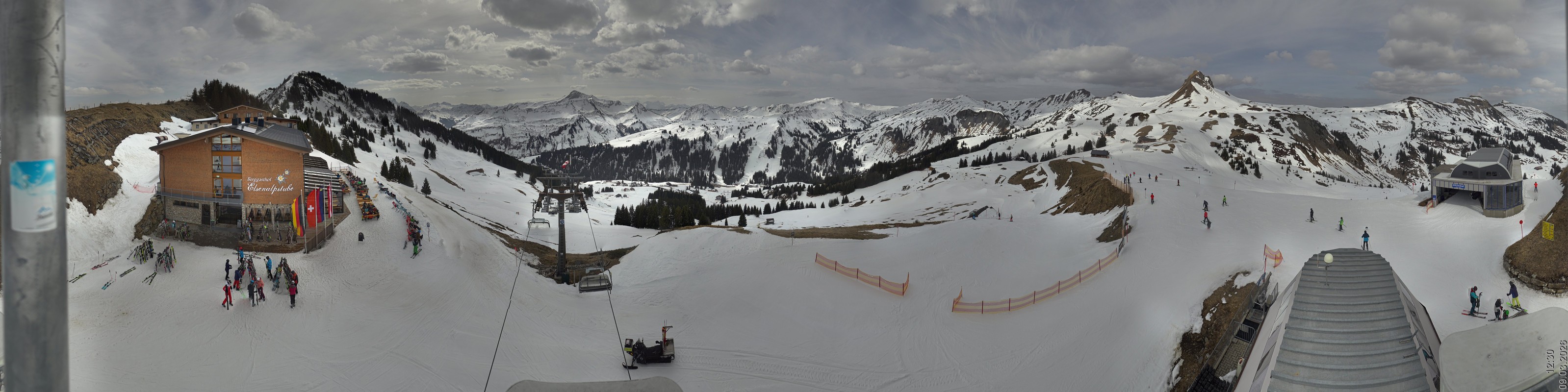 Archiv Foto Panorama Webcam Damüls an der Elsenalpstube