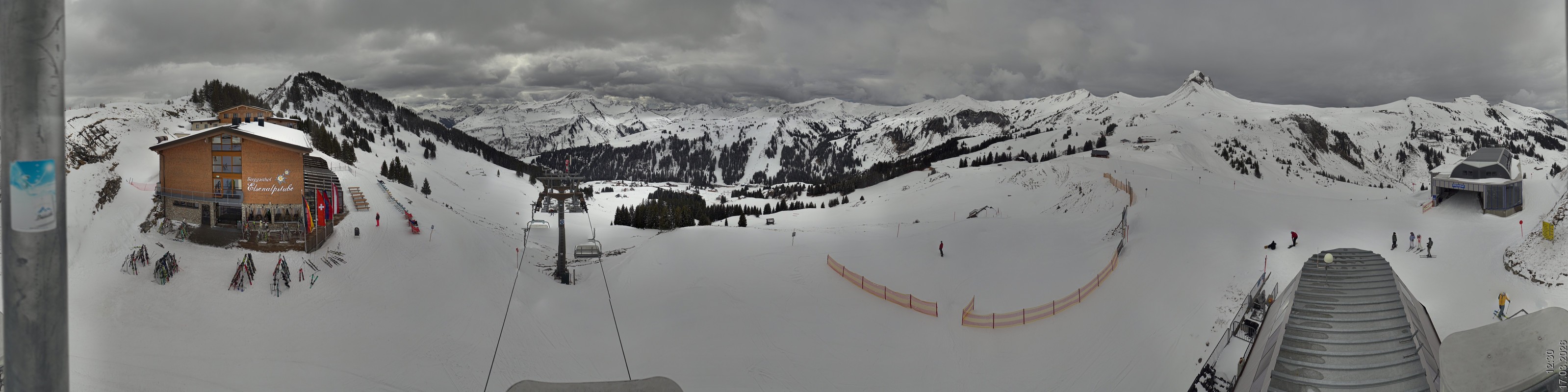 Archiv Foto Panorama Webcam Damüls an der Elsenalpstube