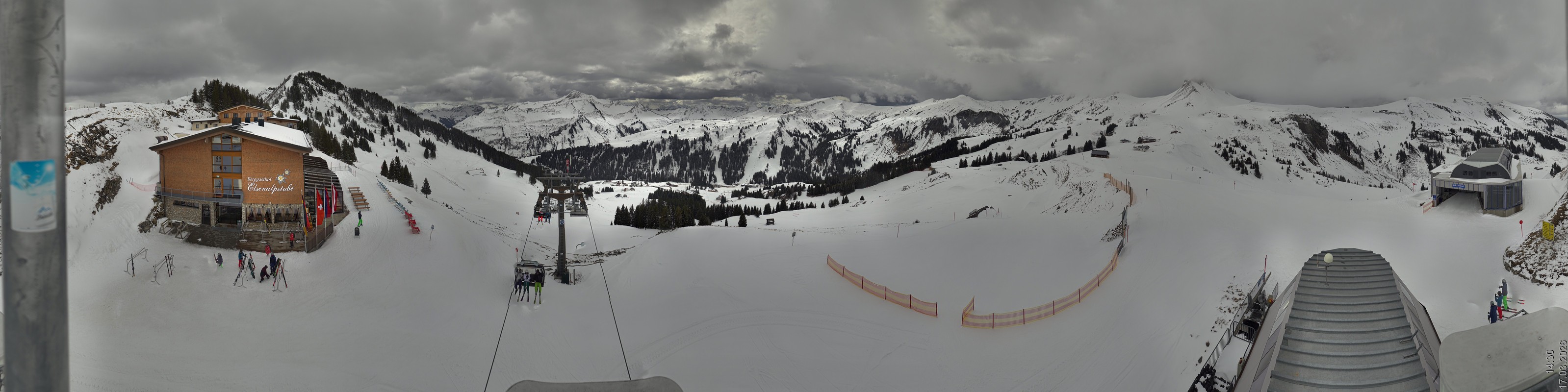 Archiv Foto Panorama Webcam Damüls an der Elsenalpstube