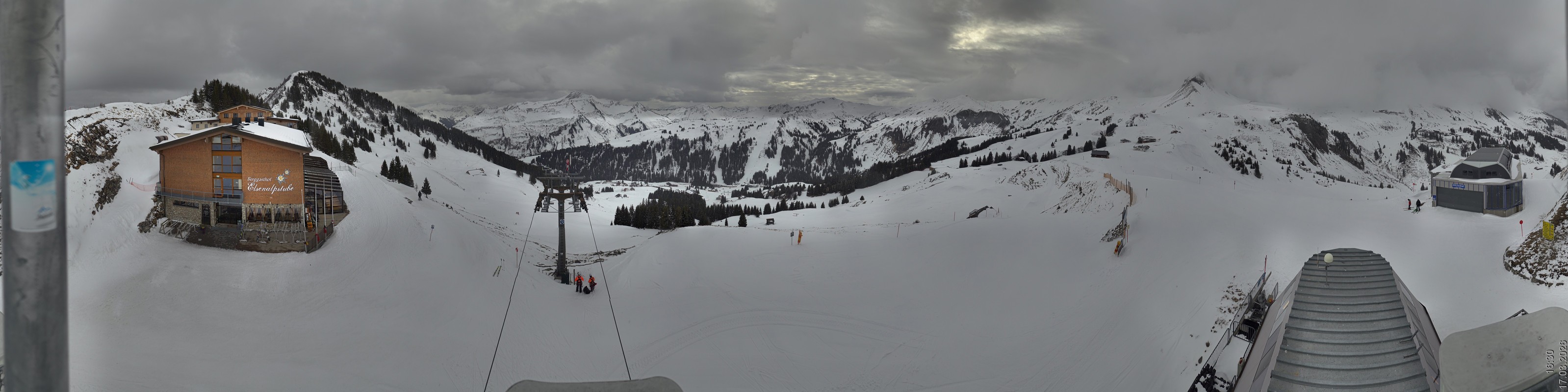 Archiv Foto Panorama Webcam Damüls an der Elsenalpstube