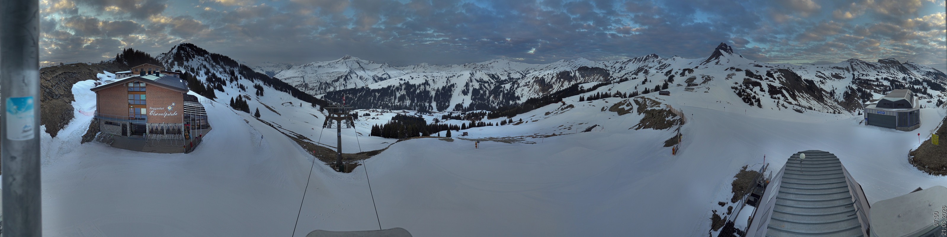 Archiv Foto Panorama Webcam Damüls an der Elsenalpstube