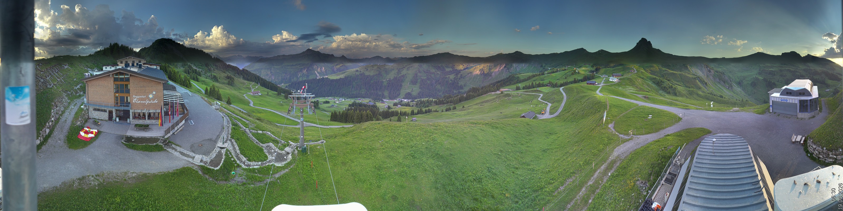 Archiv Foto Panorama Webcam Damüls an der Elsenalpstube