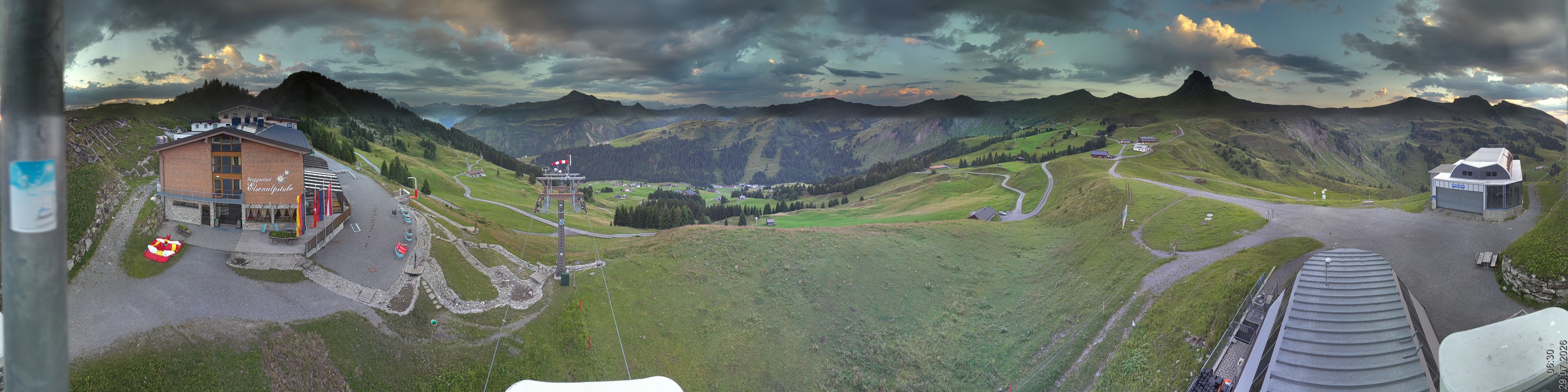Archiv Foto Panorama Webcam Damüls an der Elsenalpstube