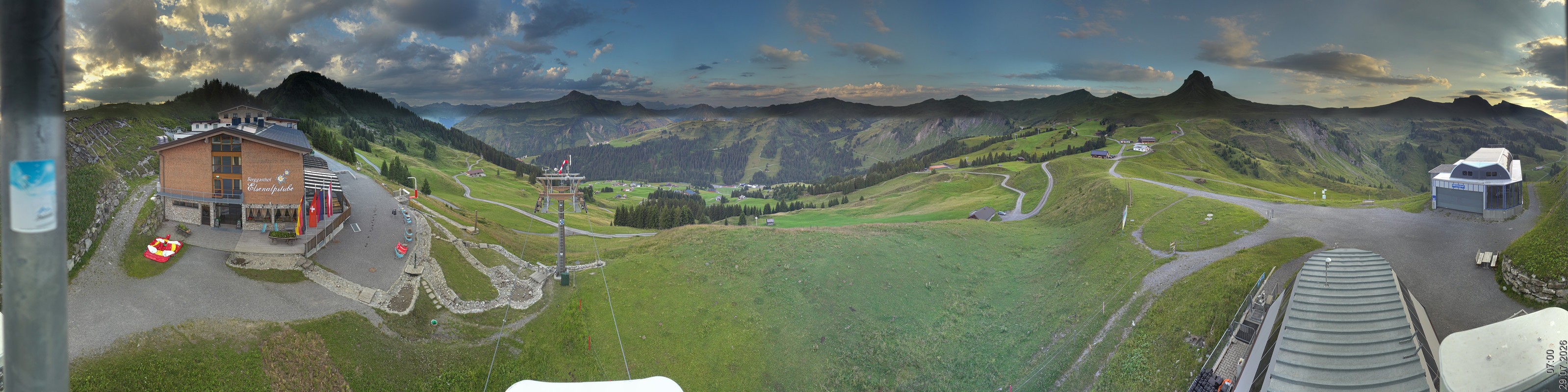 Archiv Foto Panorama Webcam Damüls an der Elsenalpstube