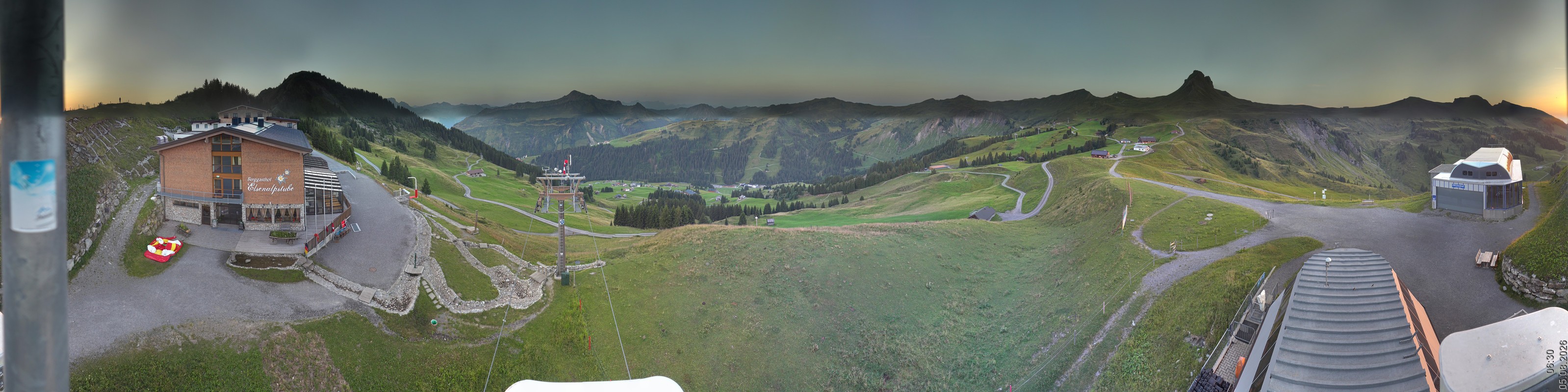 Archiv Foto Panorama Webcam Damüls an der Elsenalpstube