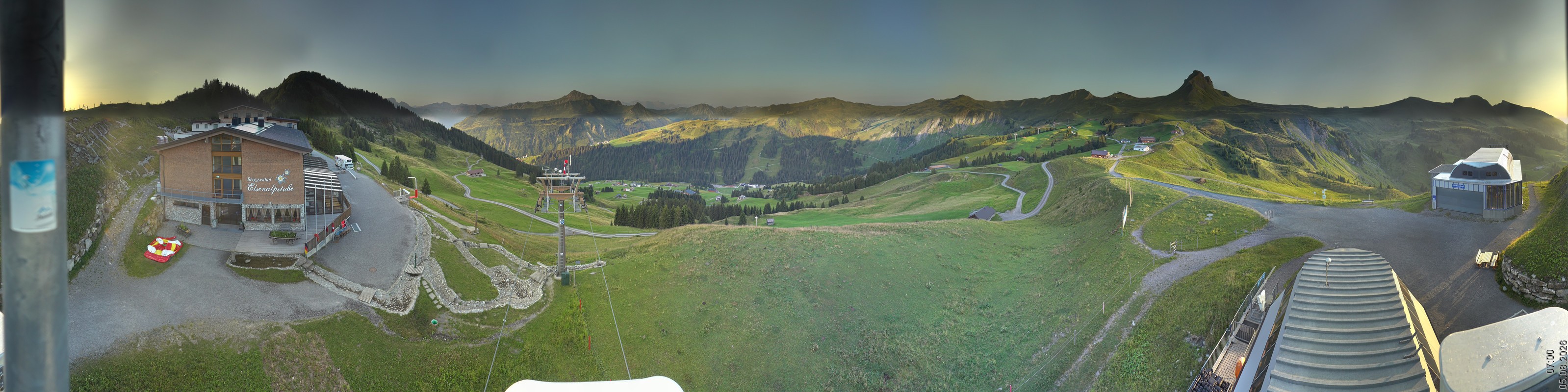 Archiv Foto Panorama Webcam Damüls an der Elsenalpstube