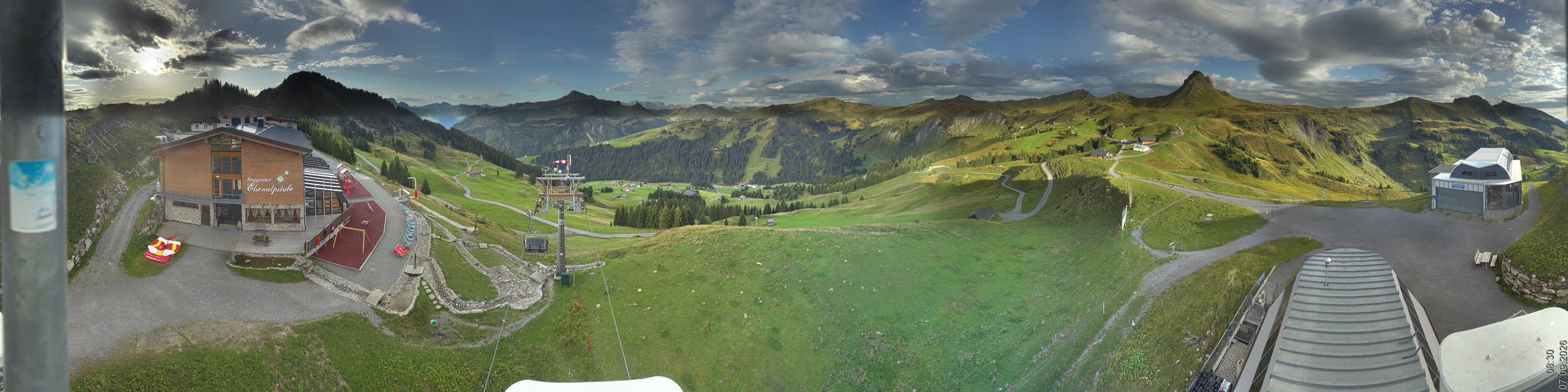 Archived image Webcam Panorama Damüls