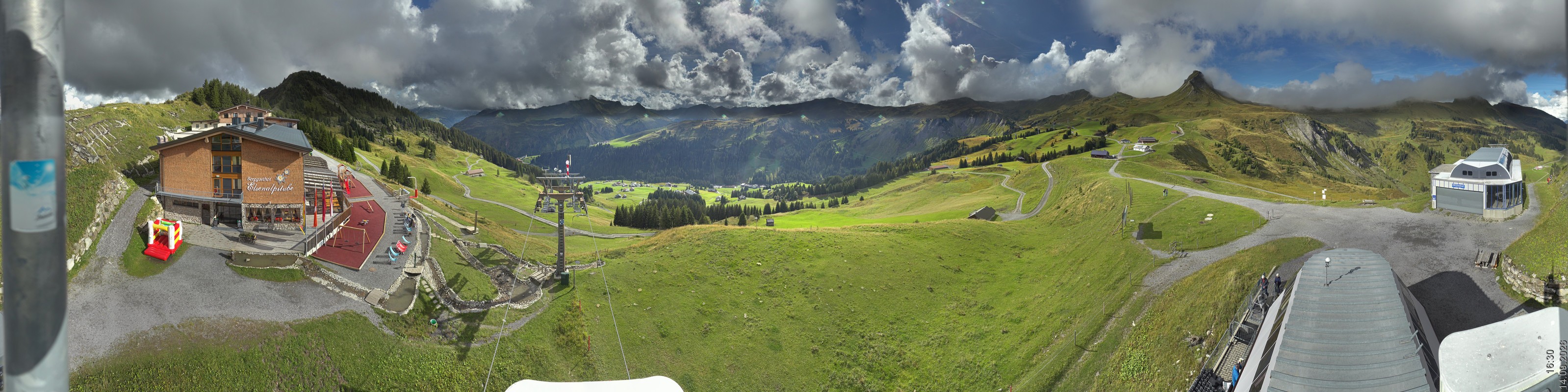 Archiv Foto Panorama Webcam Damüls an der Elsenalpstube