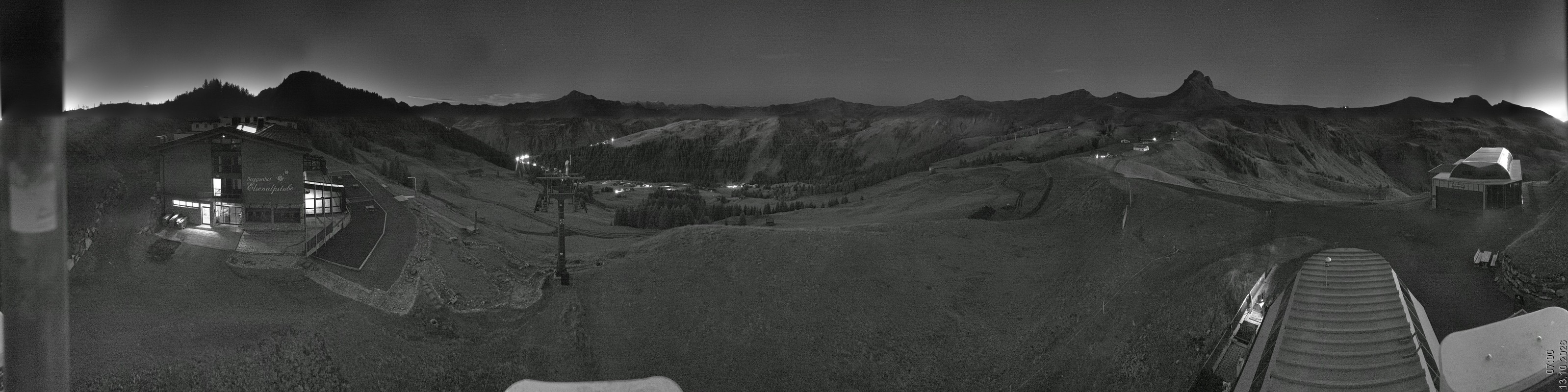 Archiv Foto Panorama Webcam Damüls an der Elsenalpstube