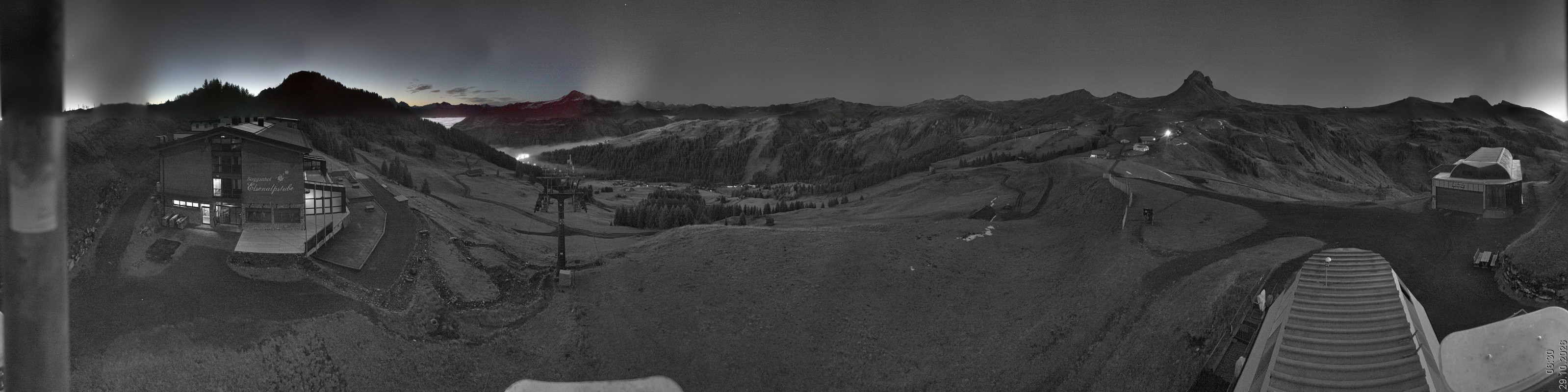 Archiv Foto Panorama Webcam Damüls an der Elsenalpstube