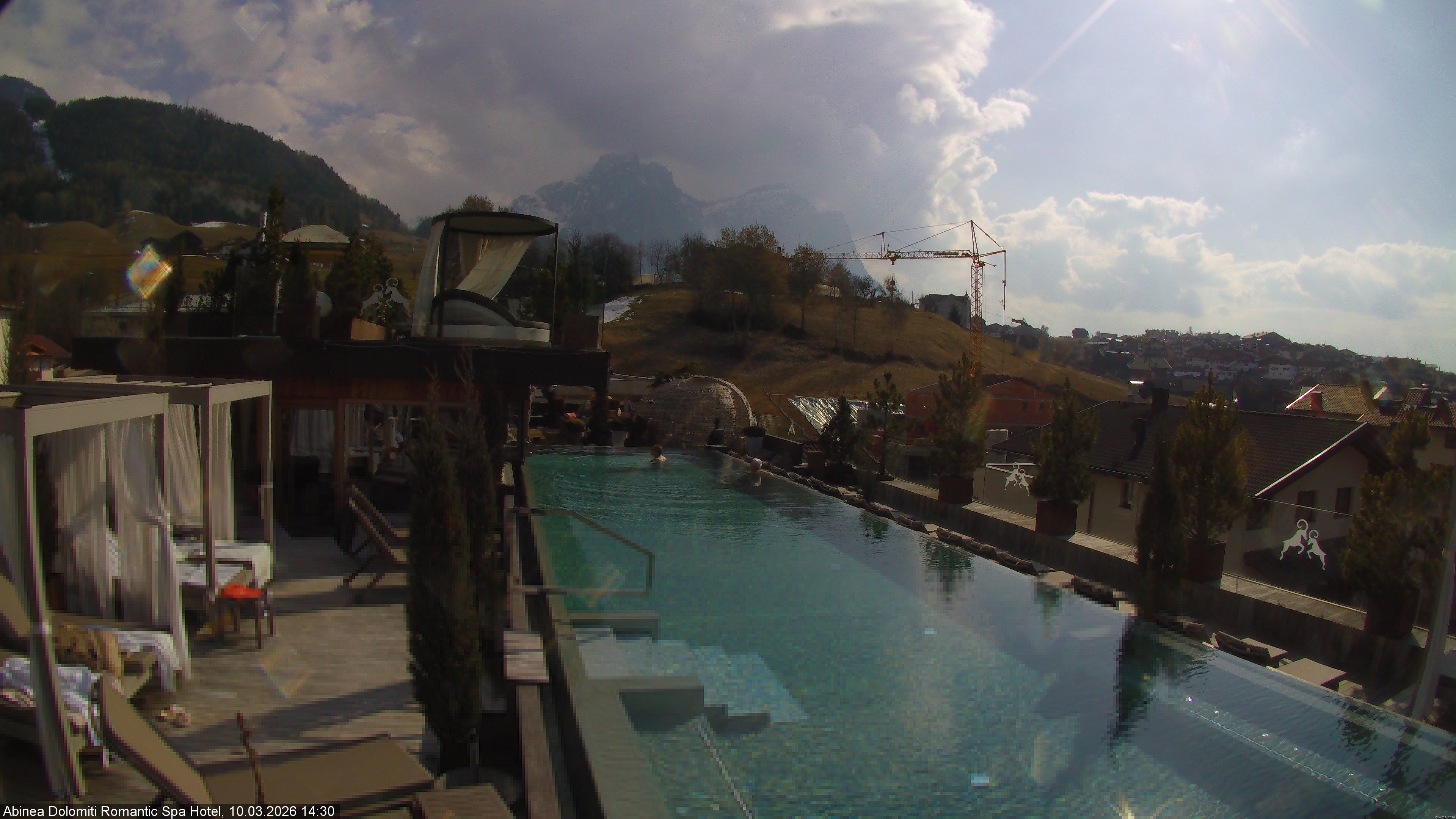 Archived image Webcam Kastelruth: Abinea Dolomiti Romantic Spa Hotel