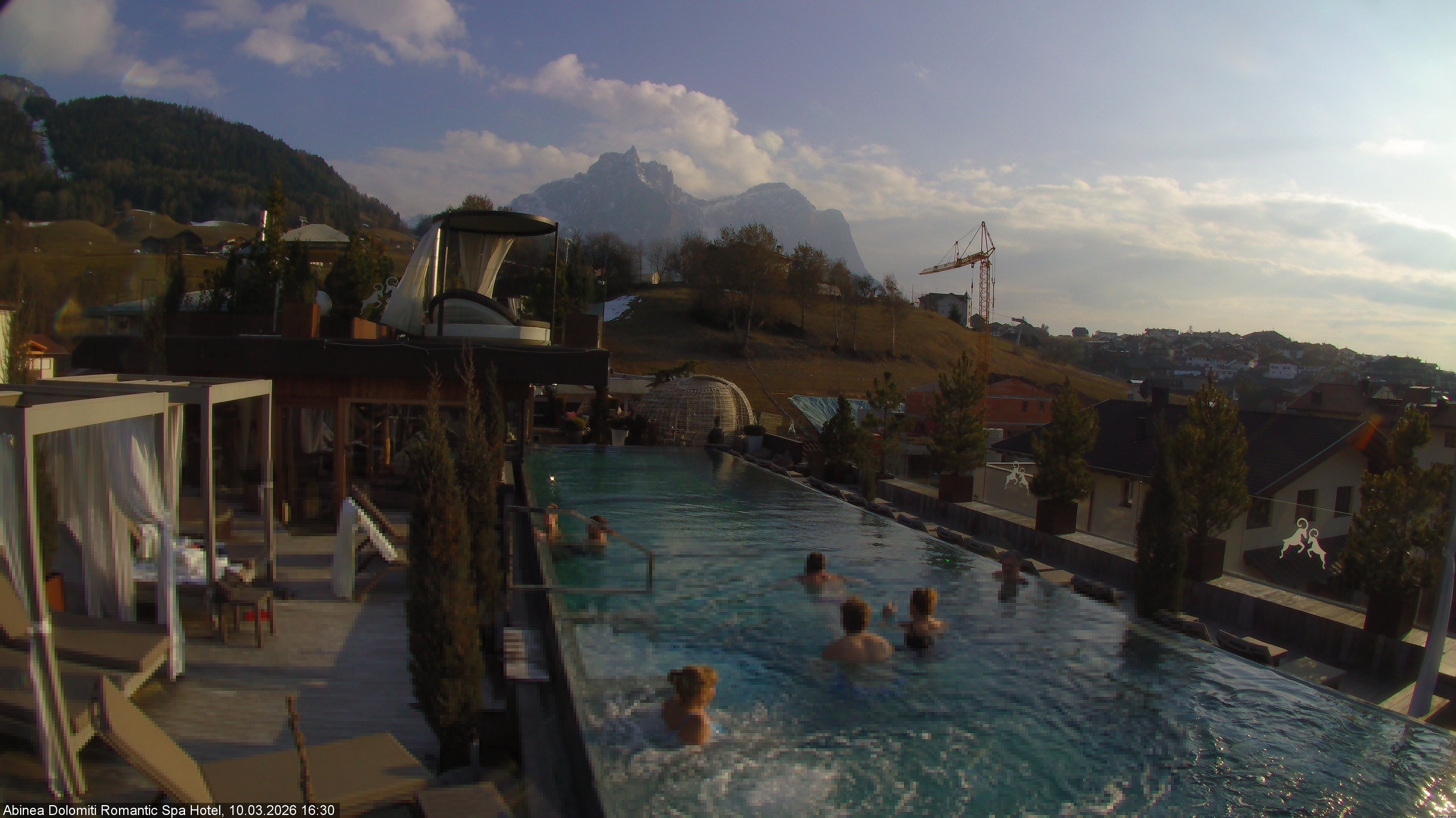 Archived image Webcam Kastelruth: Abinea Dolomiti Romantic Spa Hotel