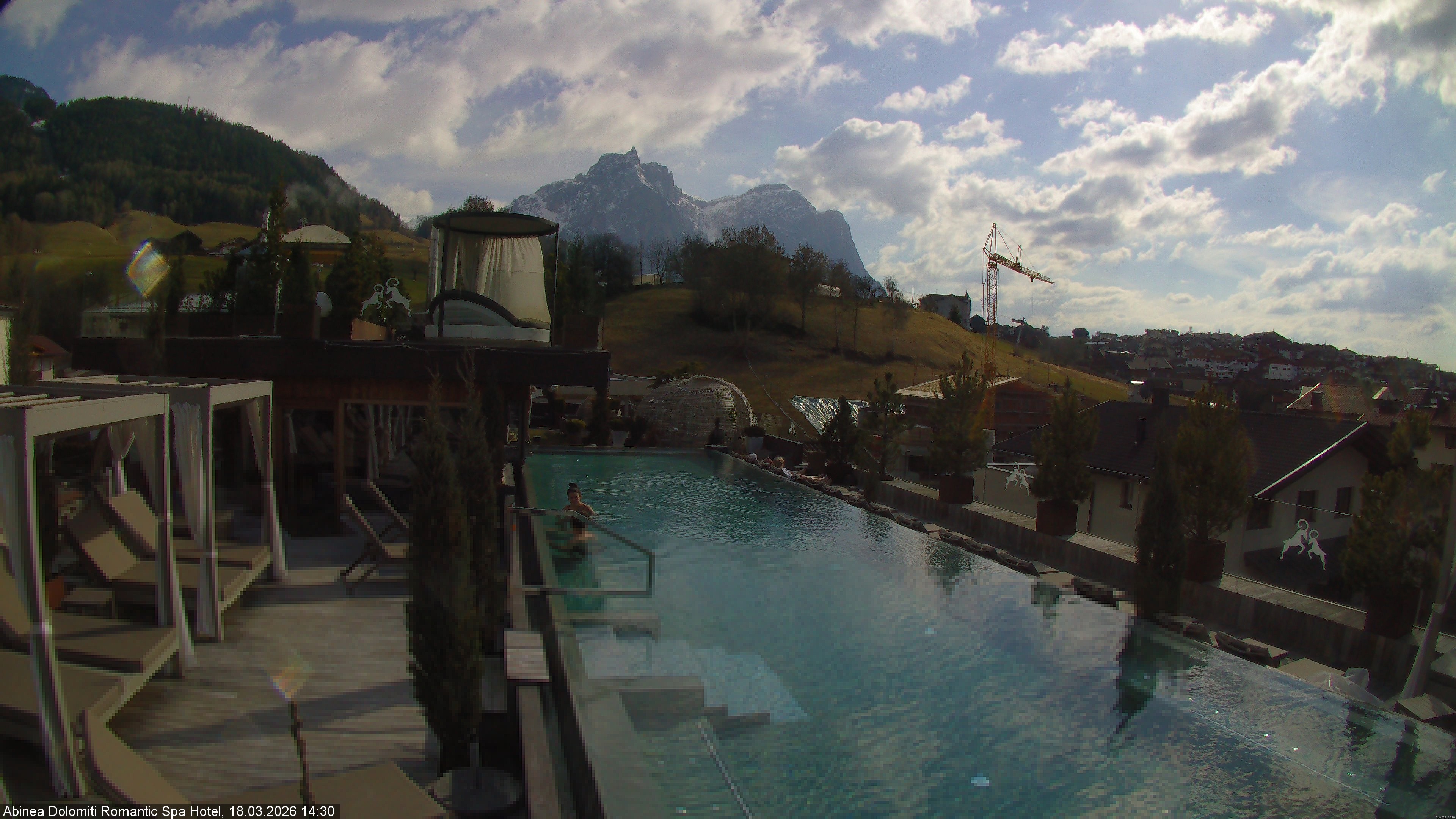 Archived image Webcam Kastelruth: Abinea Dolomiti Romantic Spa Hotel