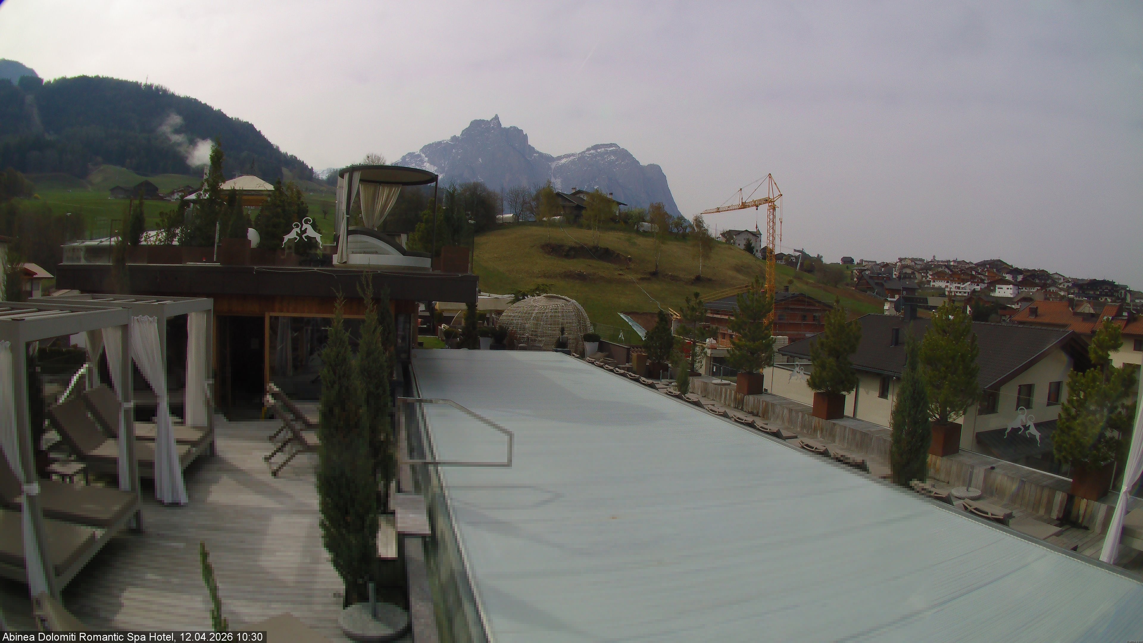 Archived image Webcam Kastelruth: Abinea Dolomiti Romantic Spa Hotel