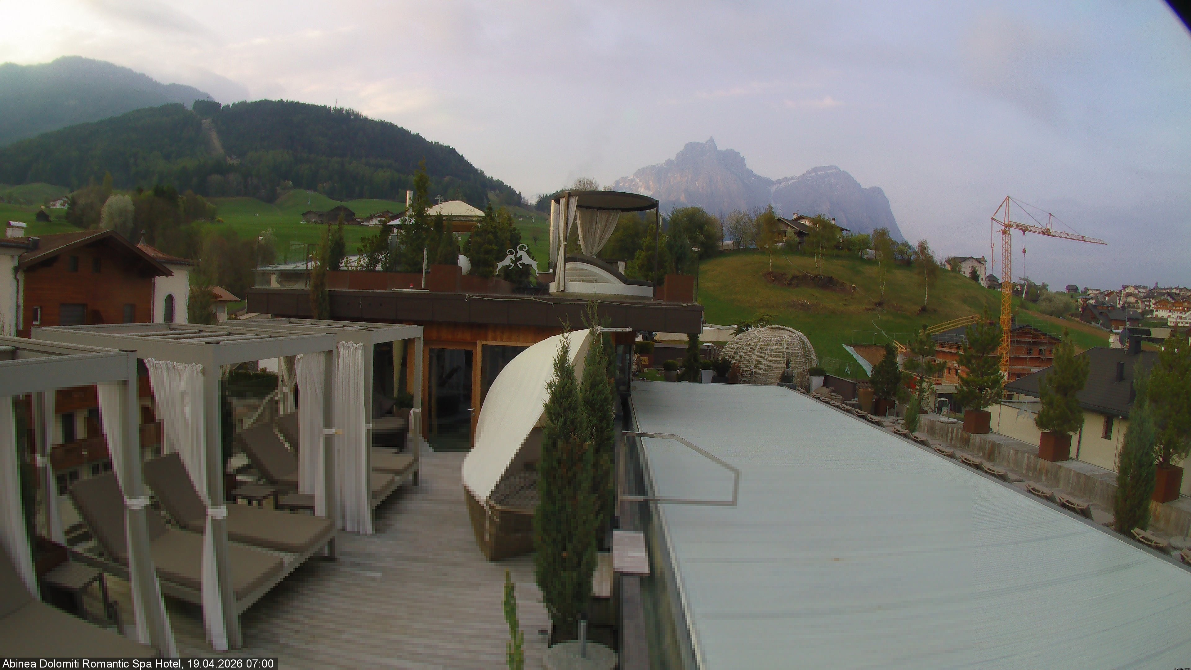 Archived image Webcam Kastelruth: Abinea Dolomiti Romantic Spa Hotel