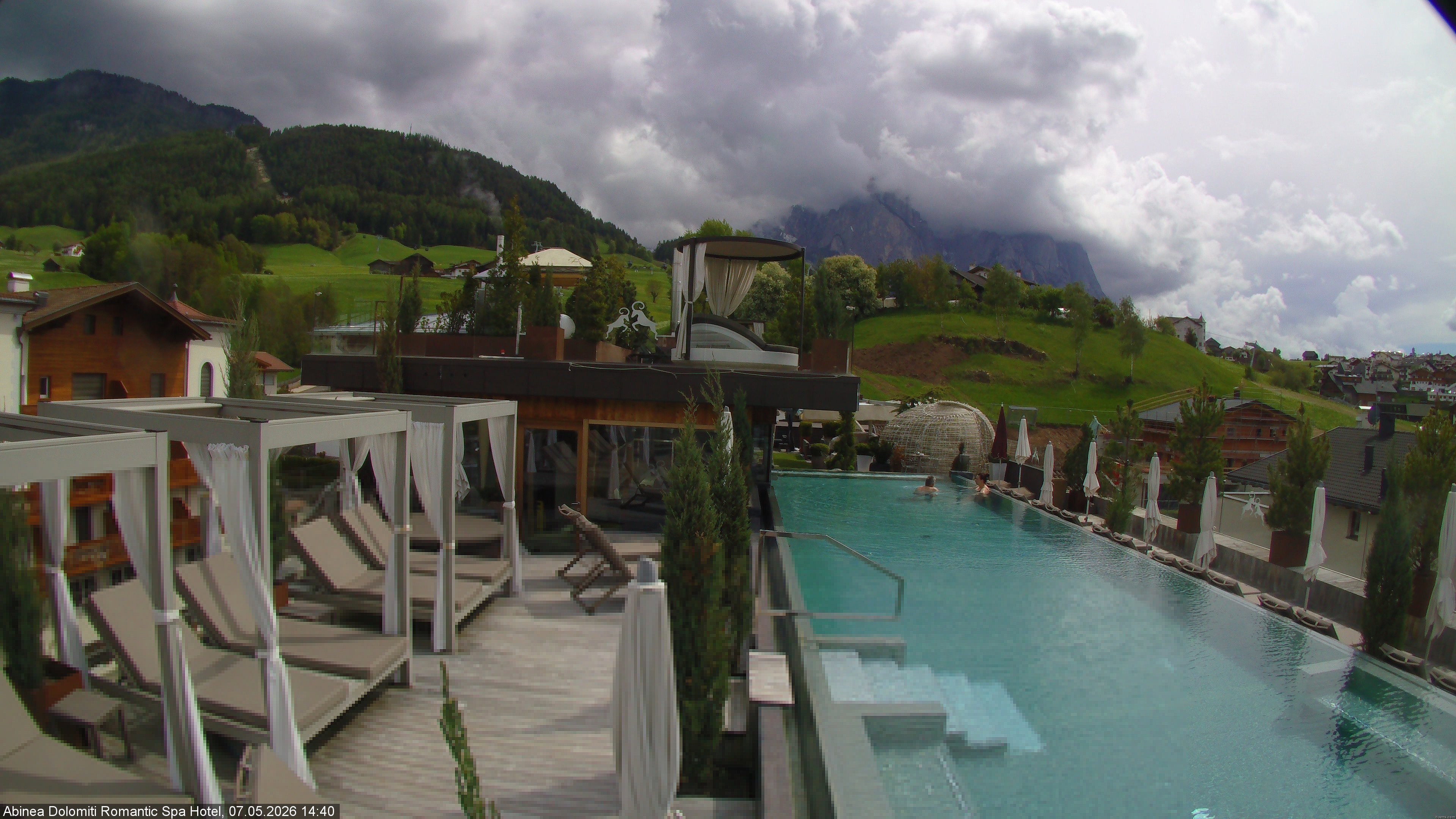 Archiv Foto Webcam Abinea Dolomiti Romantic Spa Hotel - Kastelruth