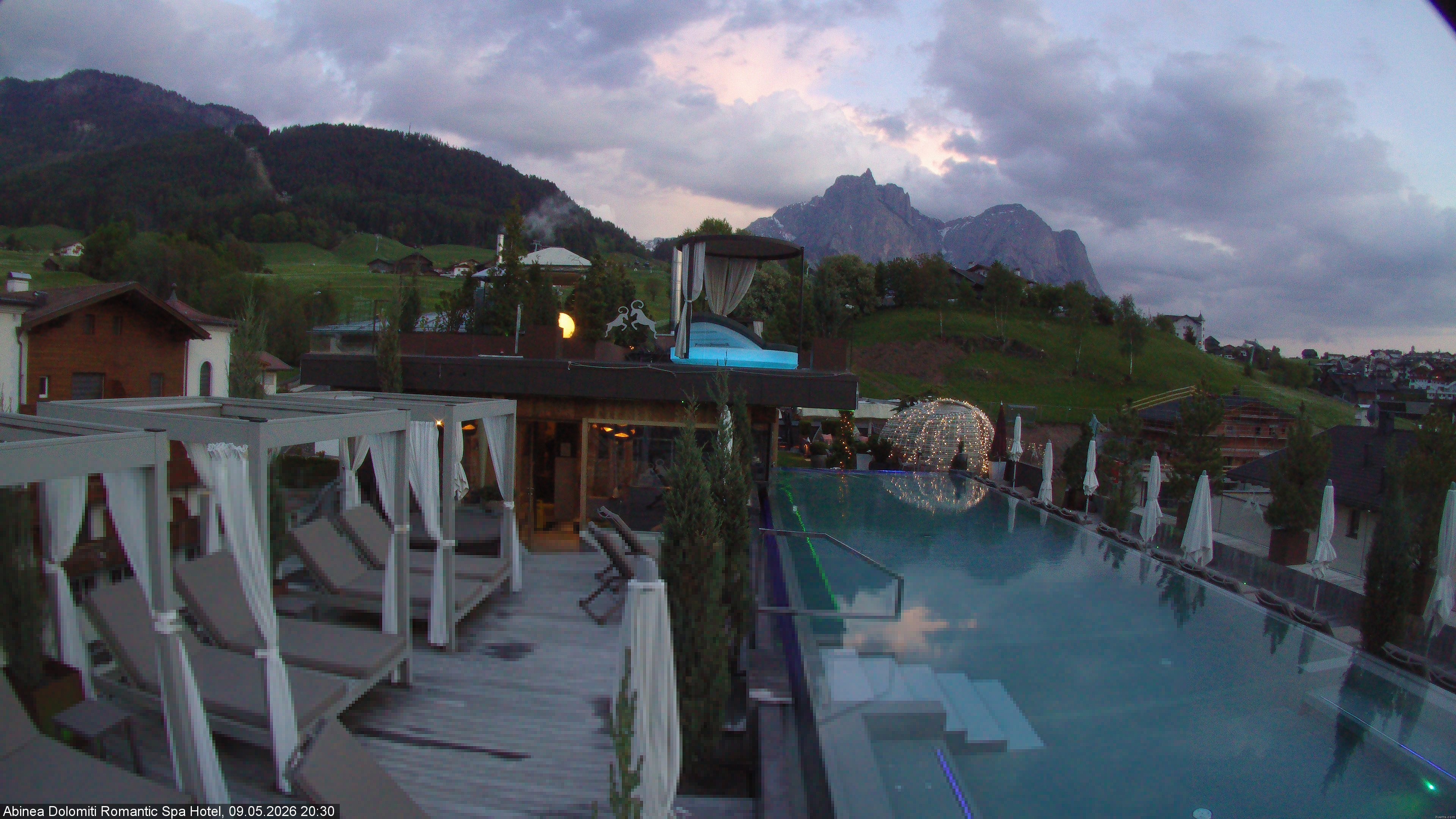 Archiv Foto Webcam Abinea Dolomiti Romantic Spa Hotel - Kastelruth