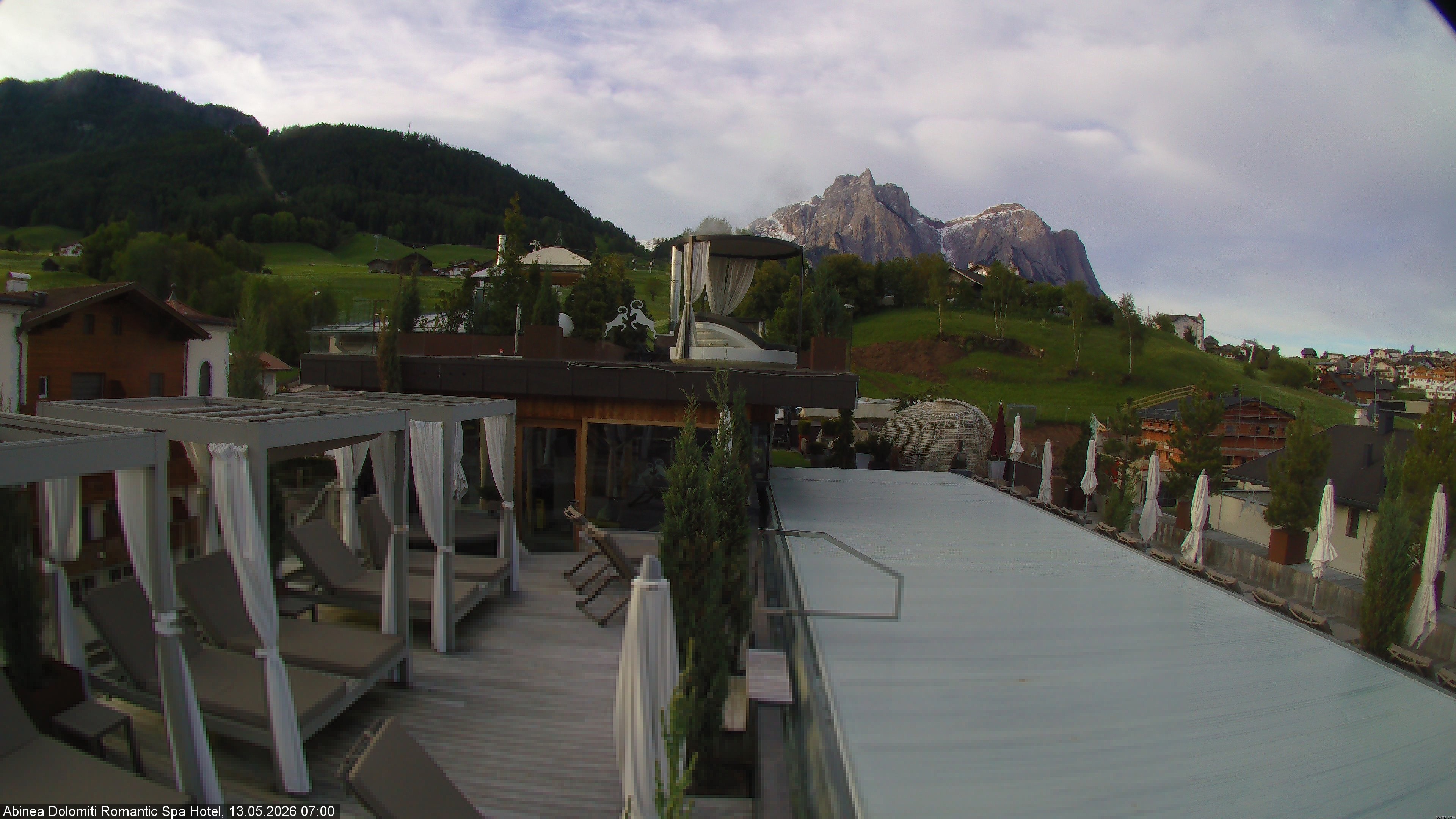 Archiv Foto Webcam Abinea Dolomiti Romantic Spa Hotel - Kastelruth