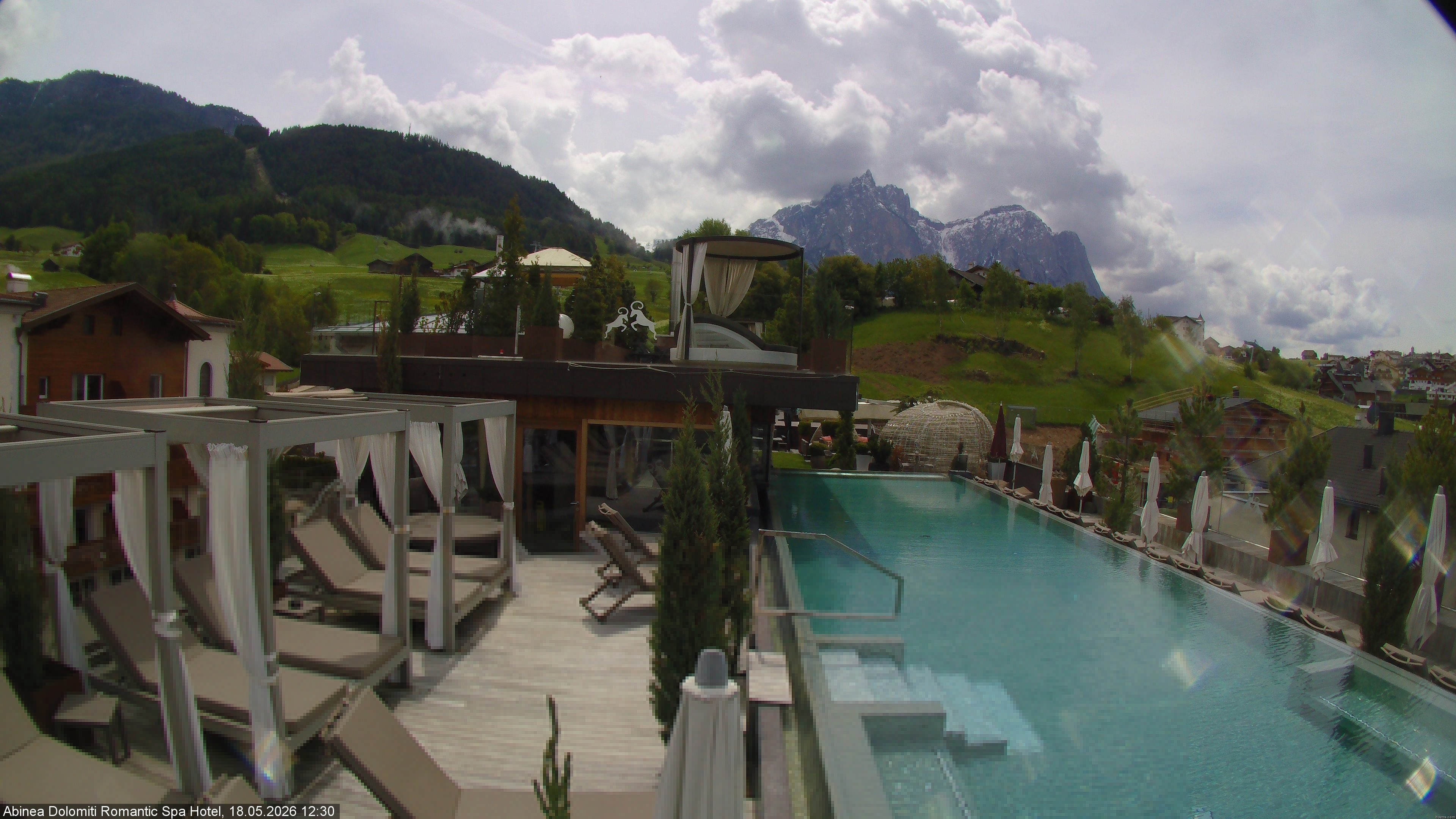 Archiv Foto Webcam Abinea Dolomiti Romantic Spa Hotel - Kastelruth
