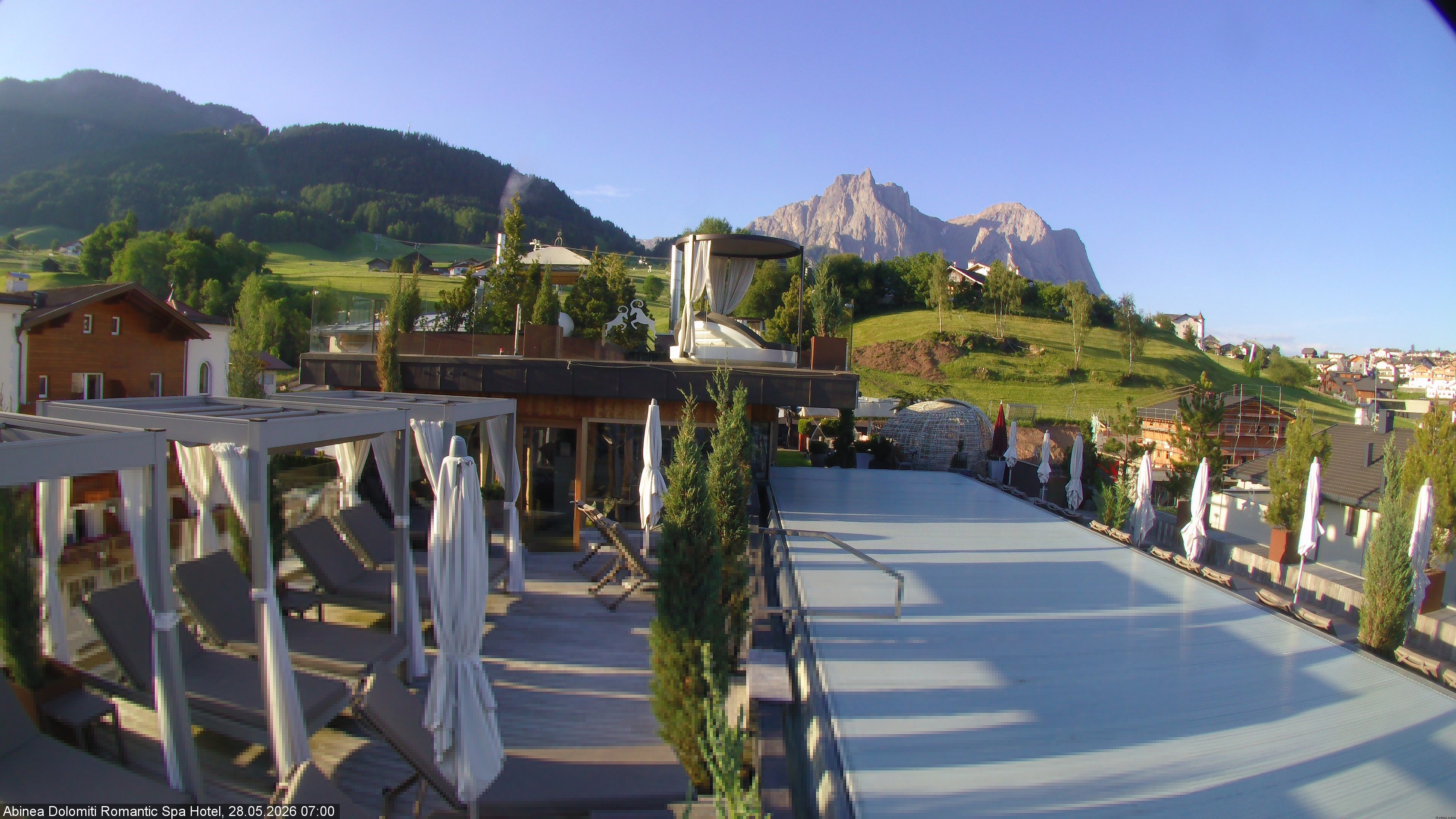 Archiv Foto Webcam Abinea Dolomiti Romantic Spa Hotel - Kastelruth