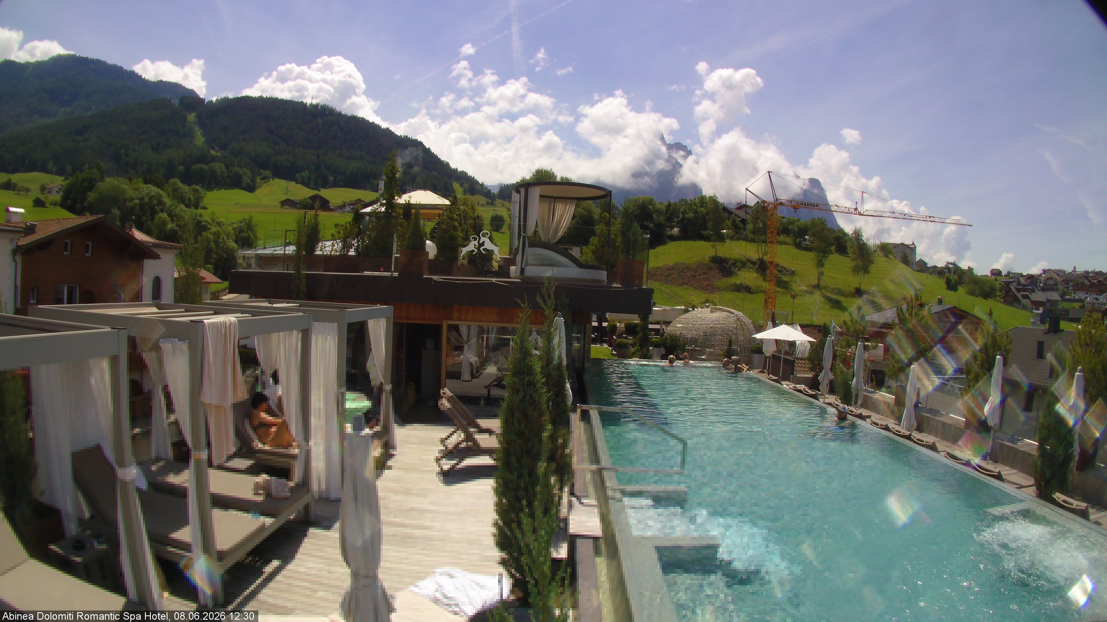 Archived image Webcam Kastelruth: Abinea Dolomiti Romantic Spa Hotel