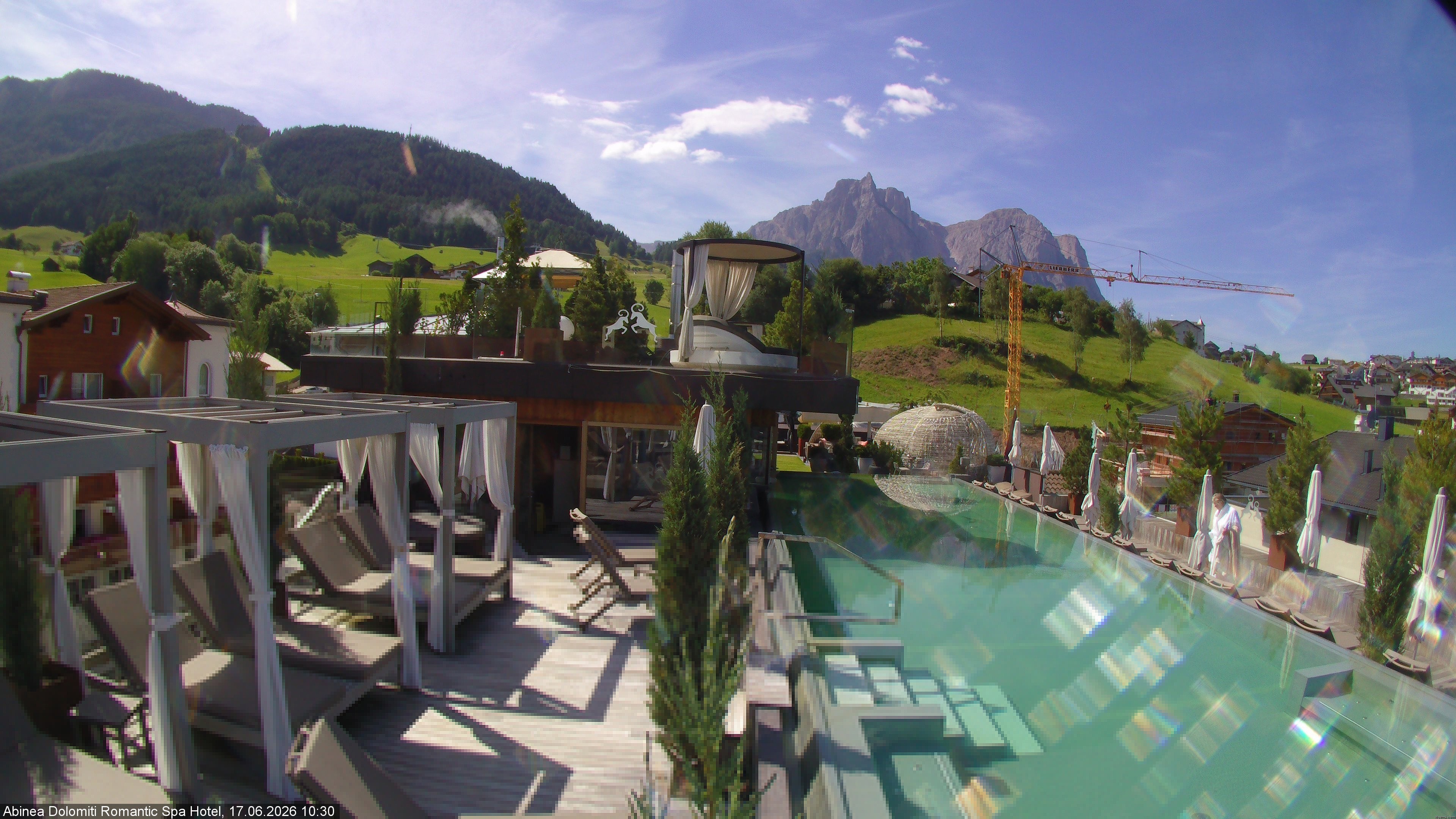 Archived image Webcam Kastelruth: Abinea Dolomiti Romantic Spa Hotel
