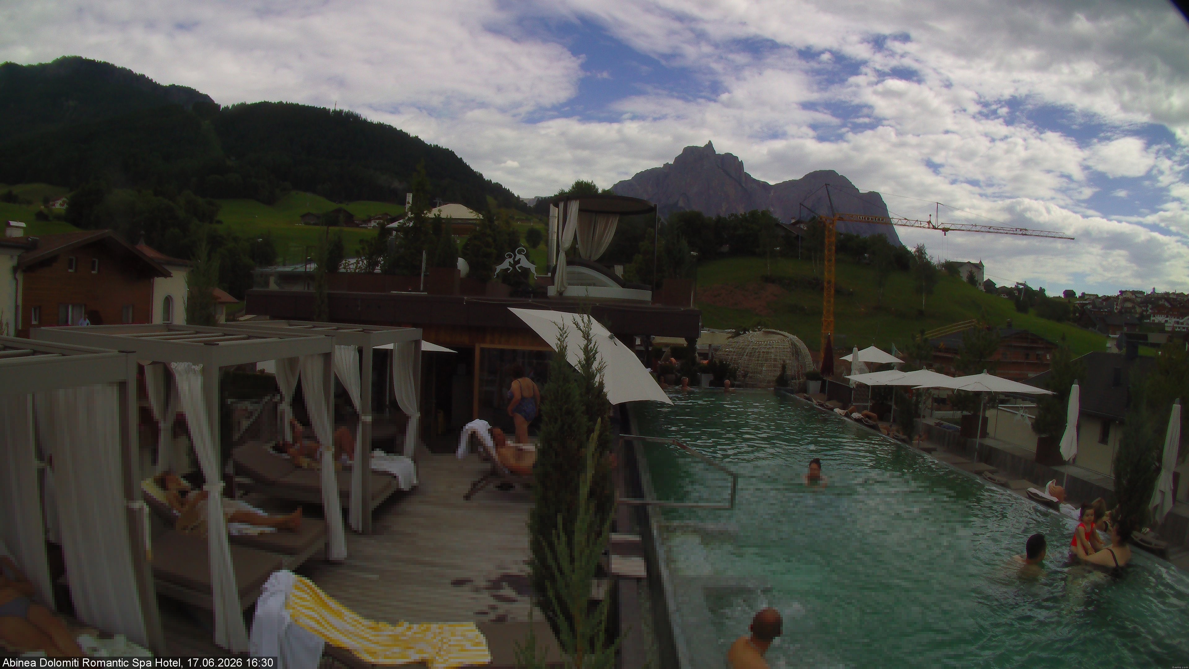 Archiv Foto Webcam Abinea Dolomiti Romantic Spa Hotel - Kastelruth