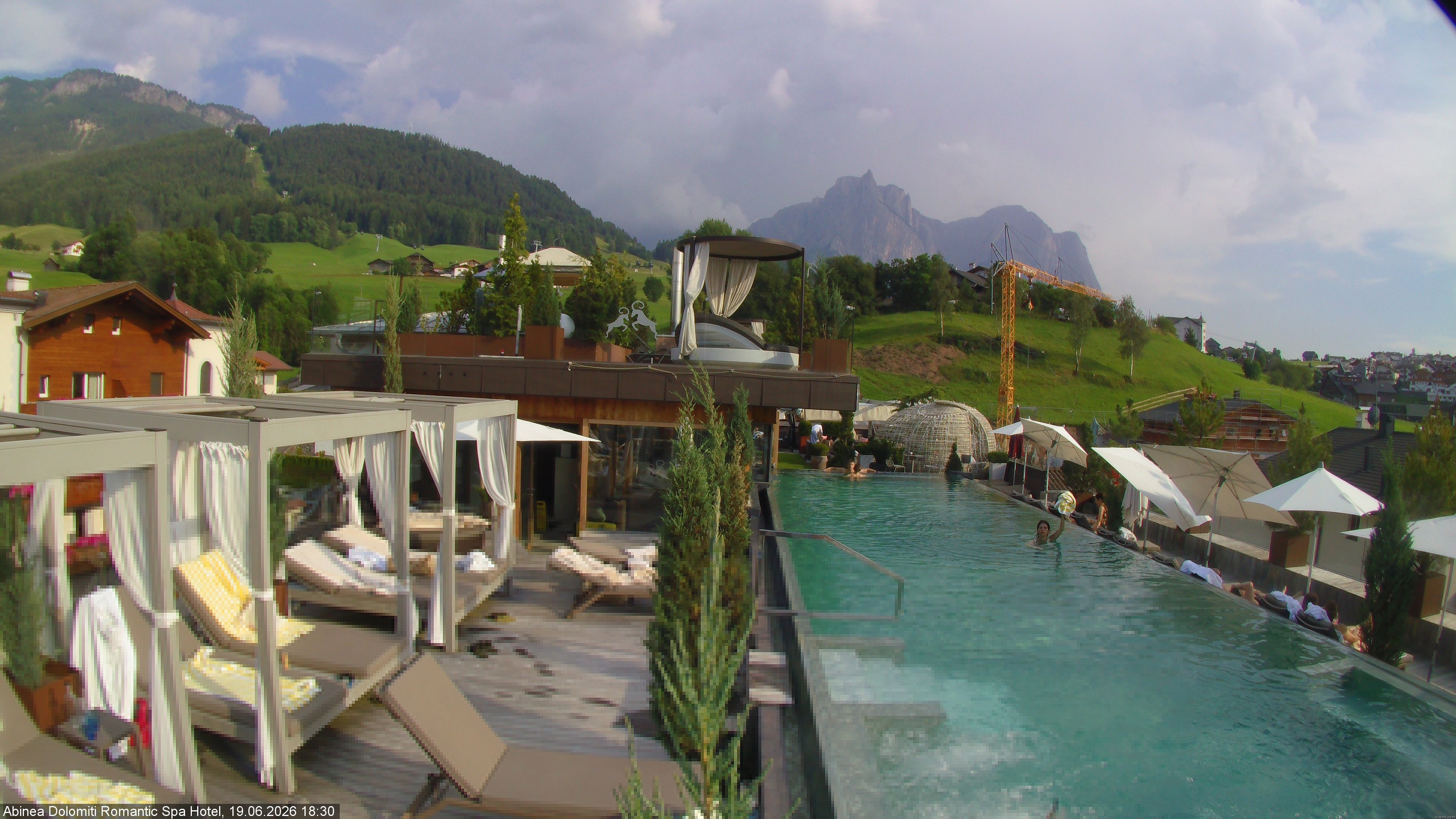Archiv Foto Webcam Abinea Dolomiti Romantic Spa Hotel - Kastelruth
