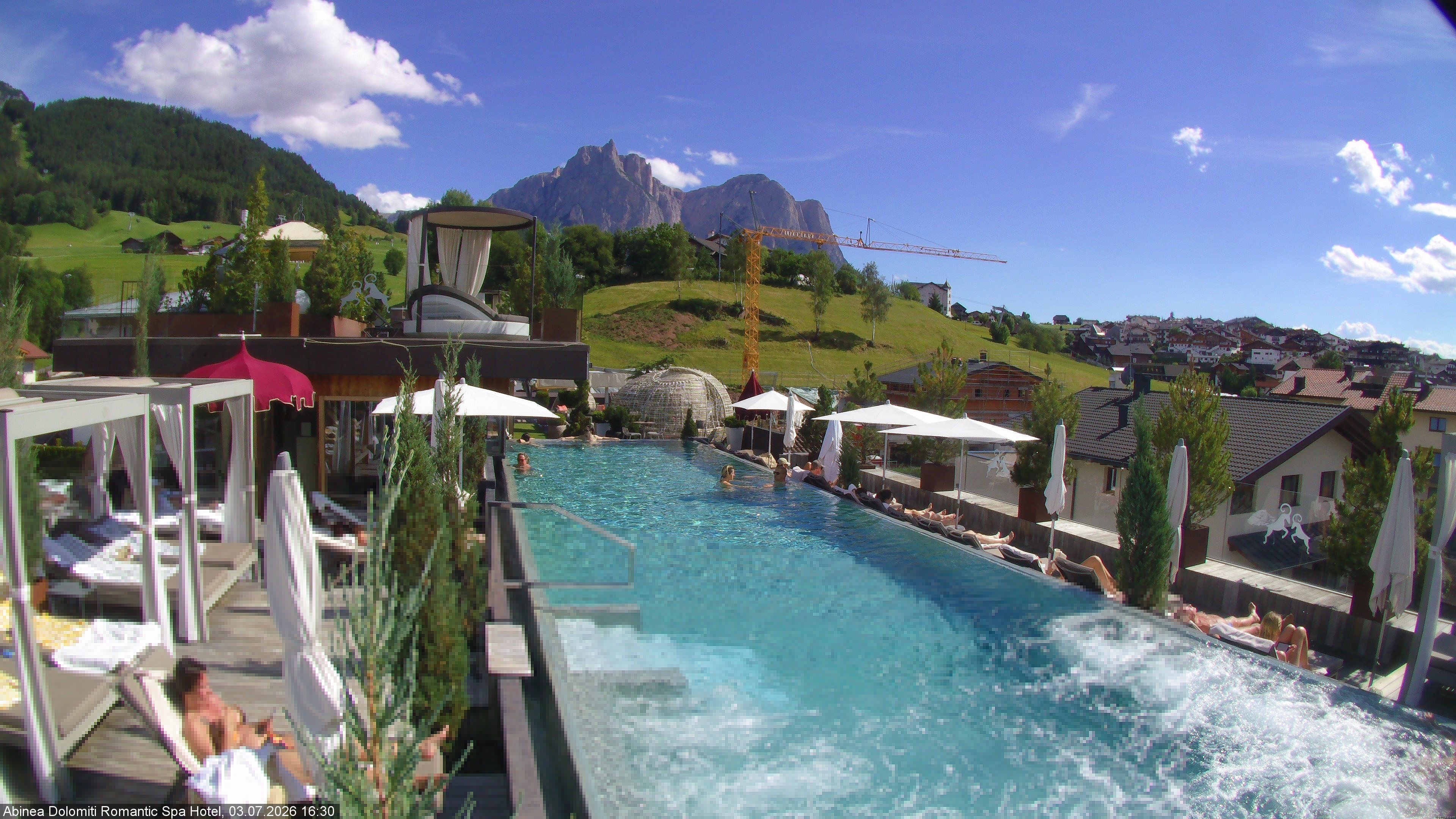 Archiv Foto Webcam Abinea Dolomiti Romantic Spa Hotel - Kastelruth