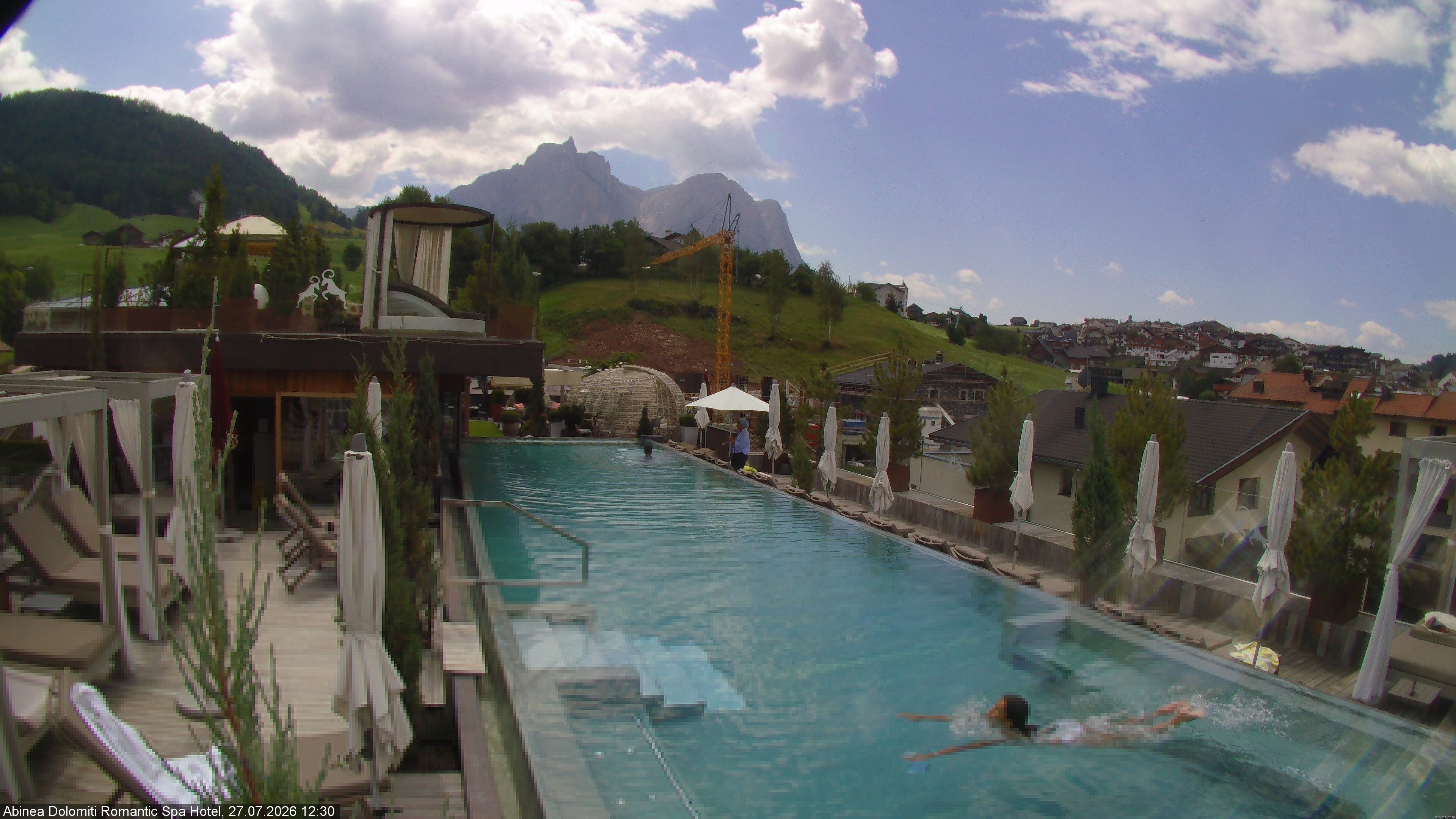 Archived image Webcam Kastelruth: Abinea Dolomiti Romantic Spa Hotel