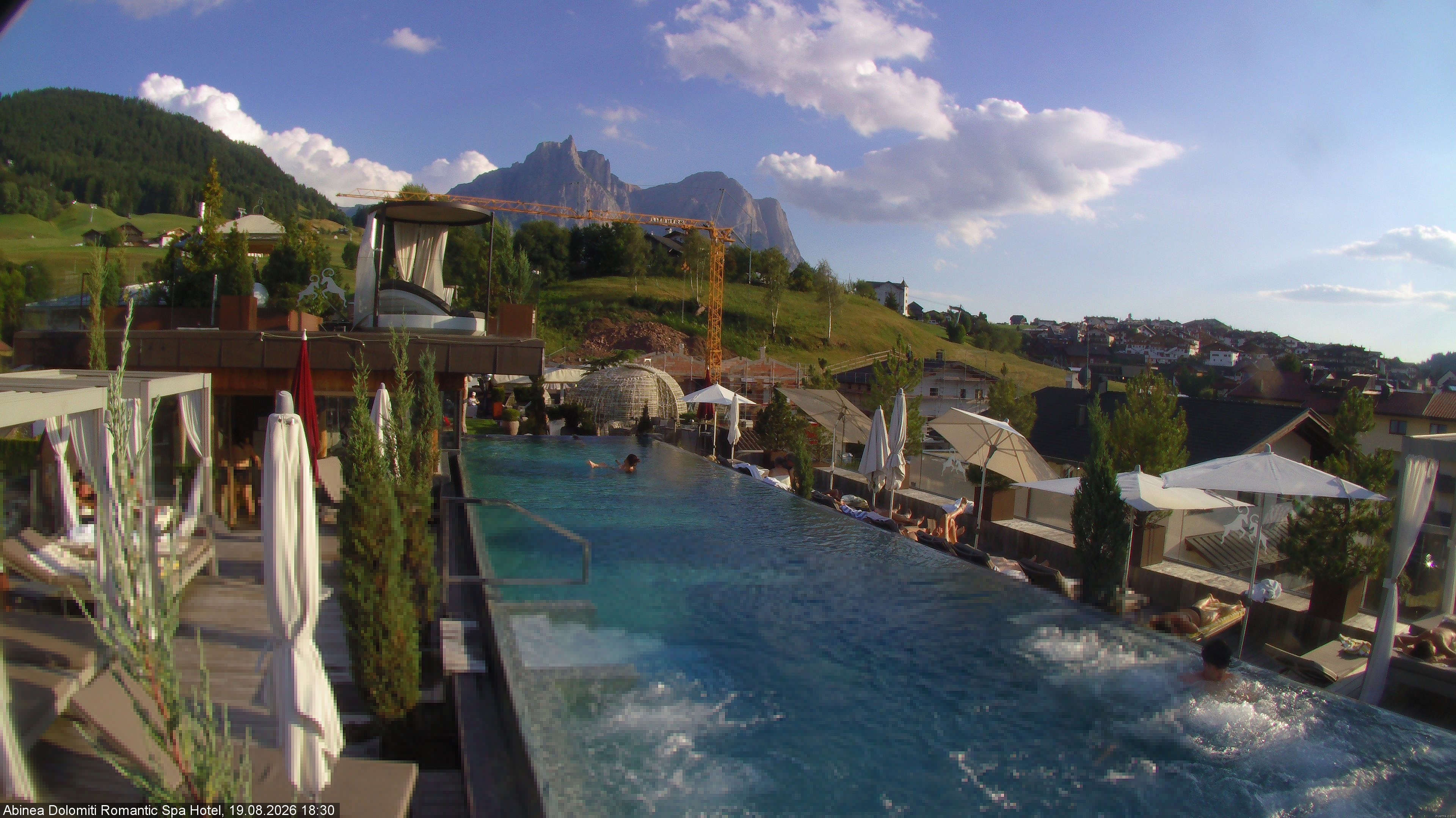 Archiv Foto Webcam Abinea Dolomiti Romantic Spa Hotel - Kastelruth