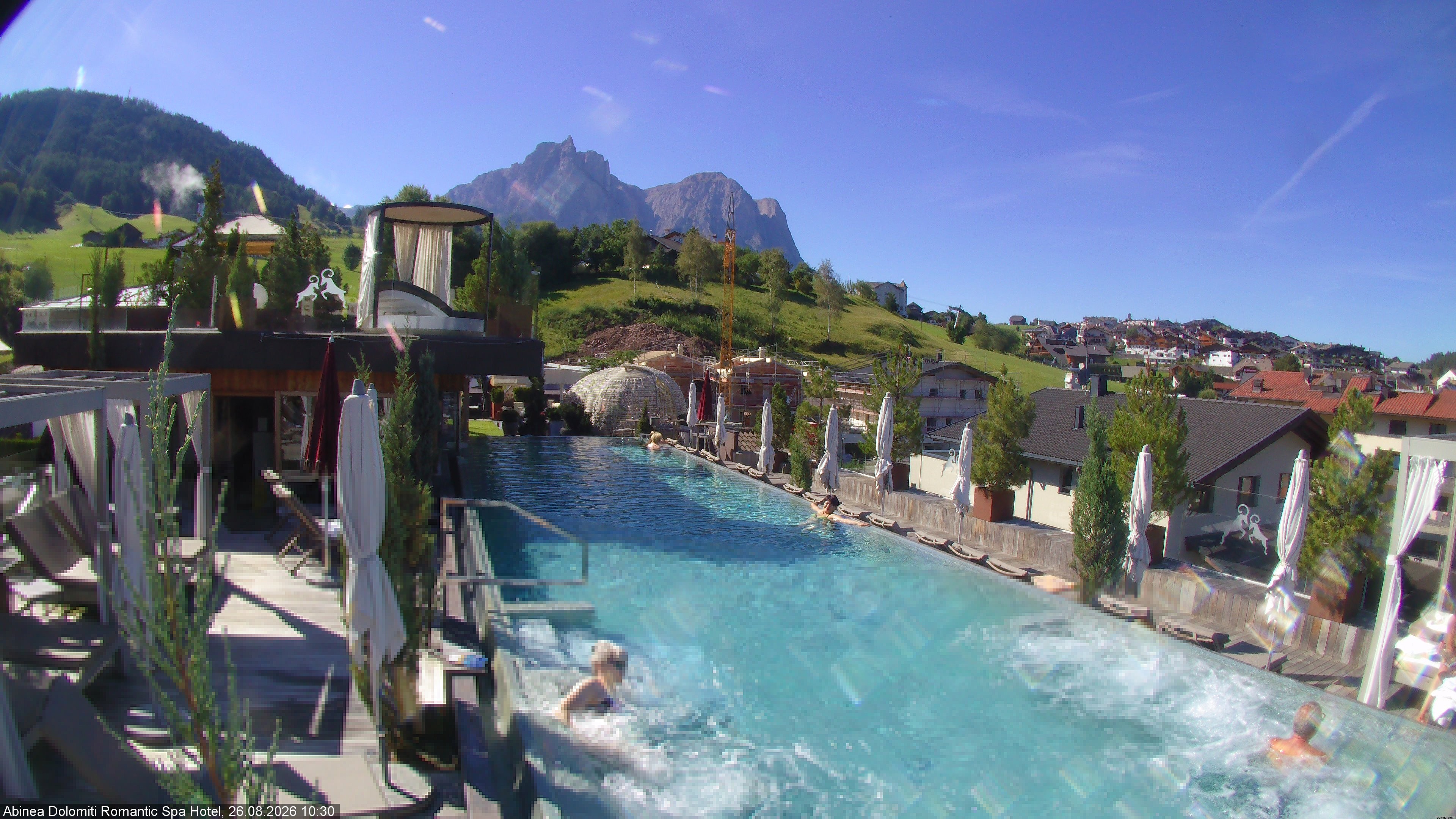 Archived image Webcam Kastelruth: Abinea Dolomiti Romantic Spa Hotel