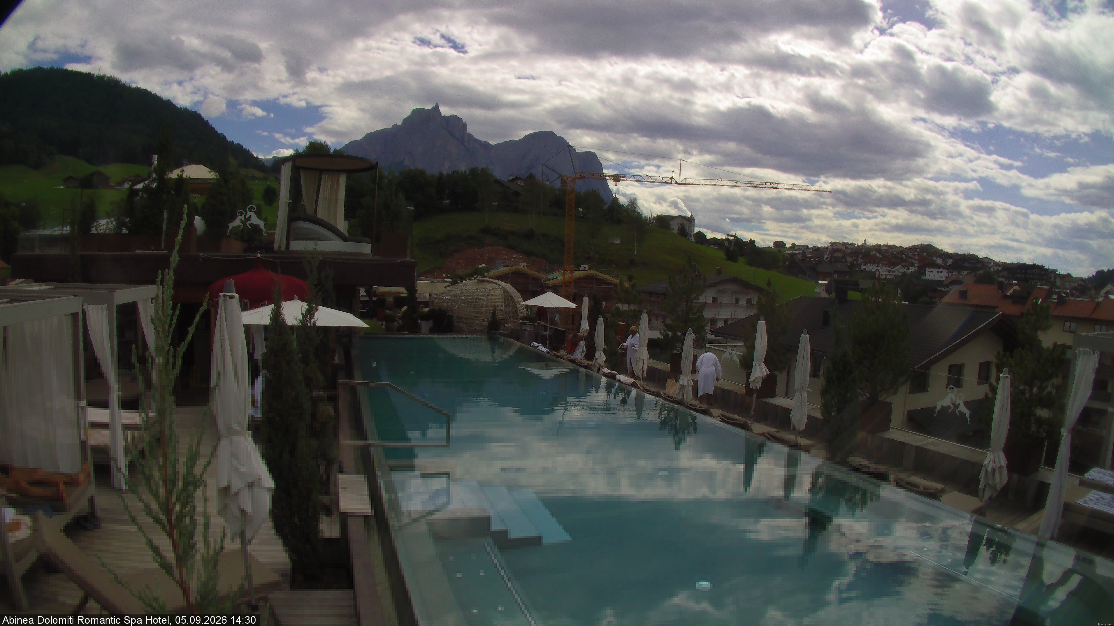Archived image Webcam Kastelruth: Abinea Dolomiti Romantic Spa Hotel