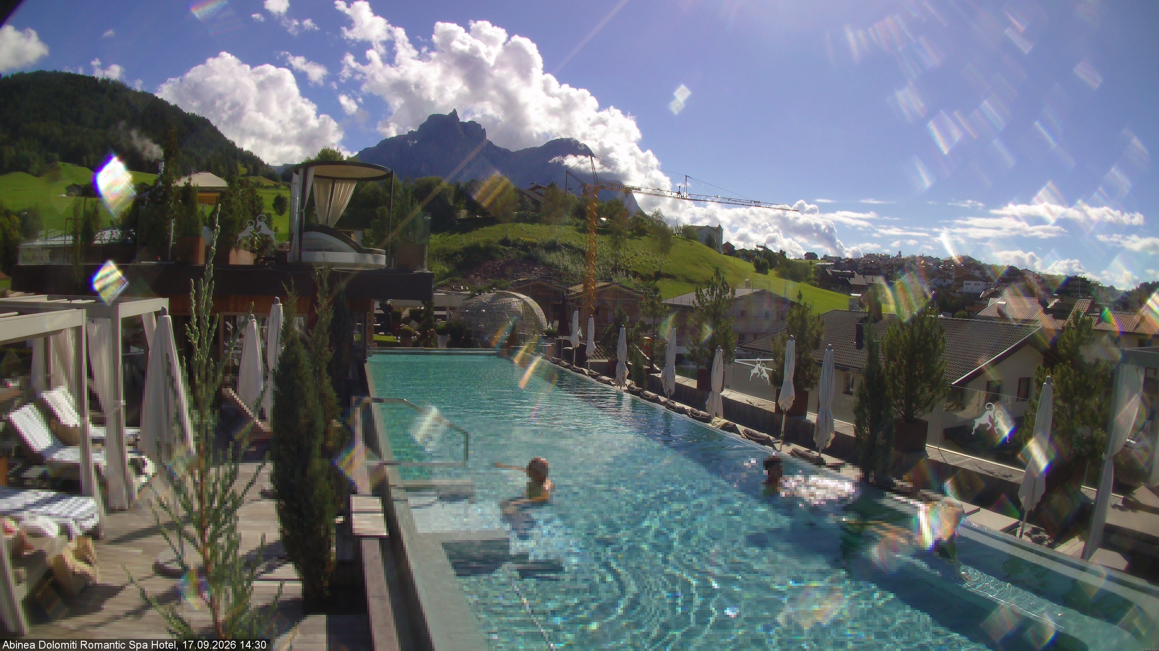 Archived image Webcam Kastelruth: Abinea Dolomiti Romantic Spa Hotel